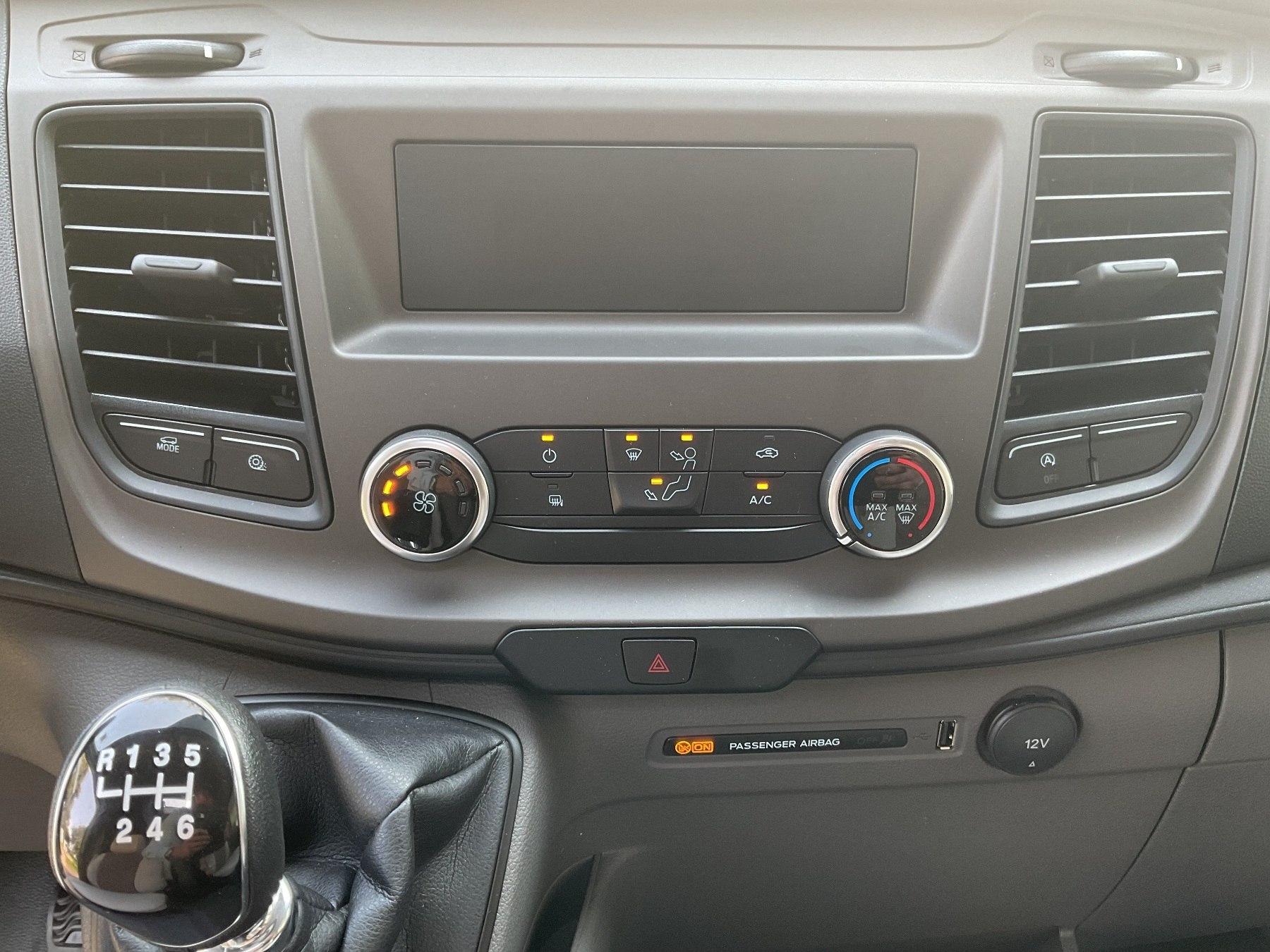BÜRSTNER Signeo C 590 Bahia Ford Transit L3H3 BÜRSTNER Signeo C 590 Bahia Ford Transit L3H3