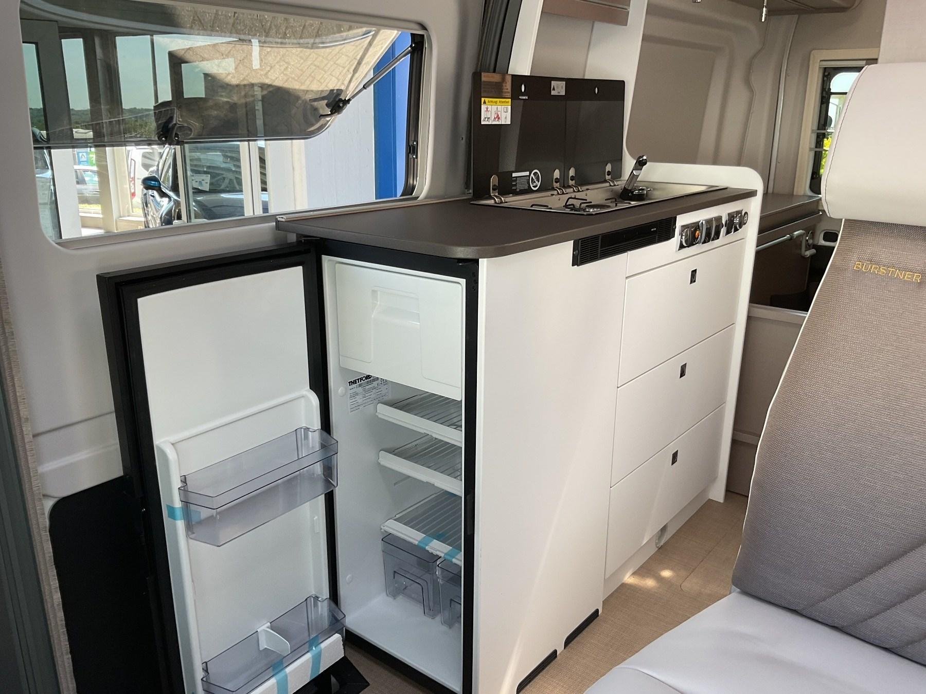 BÜRSTNER Signeo C 590 Bahia Transit L3H3 BÜRSTNER Signeo C 590 Bahia Transit L3H3