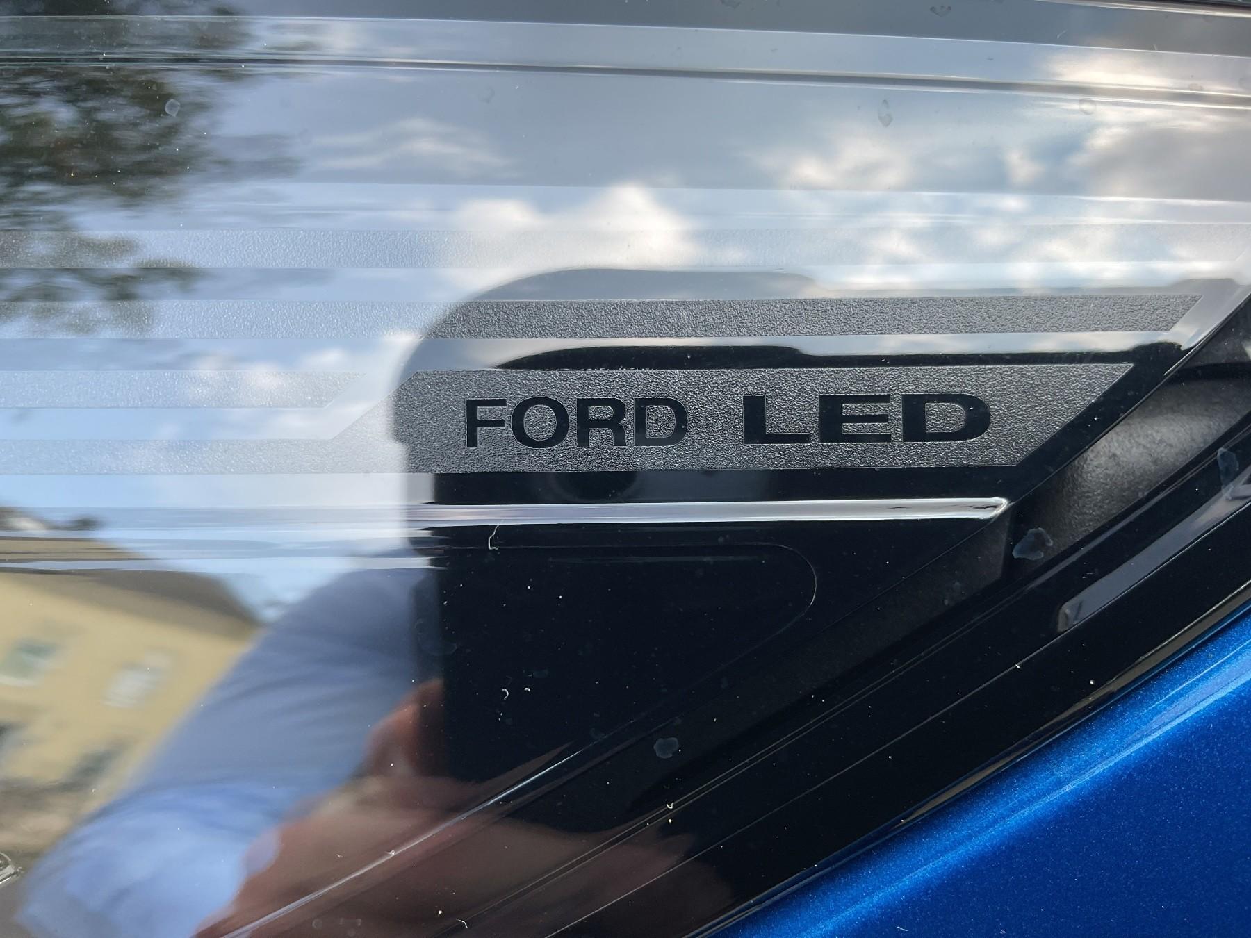 FORD St-Line X FHEV FORD St-Line X FHEV