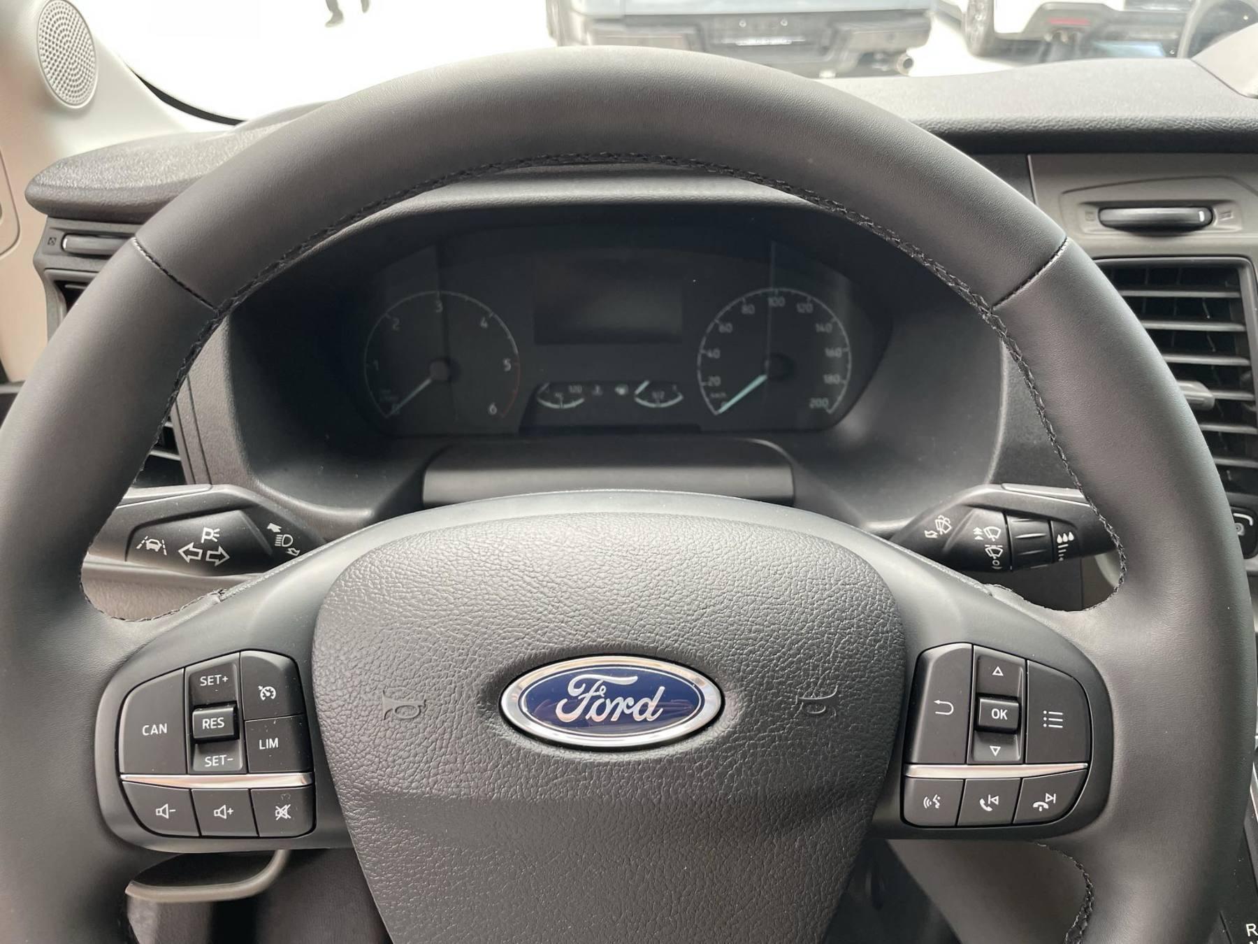 FORD Trend 350L3H2 FORD Trend 350L3H2