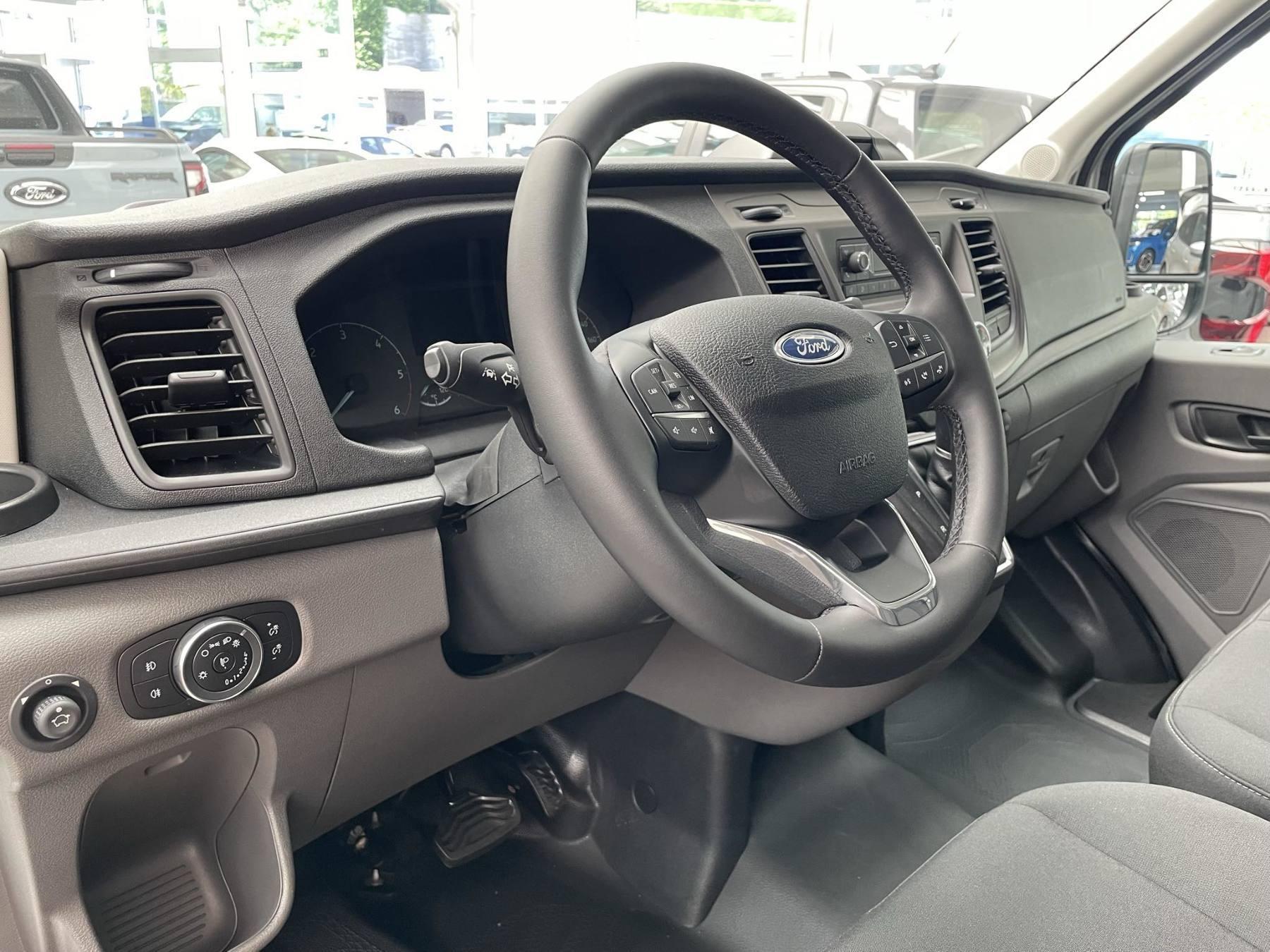 FORD Trend 350L3H2 FORD Trend 350L3H2