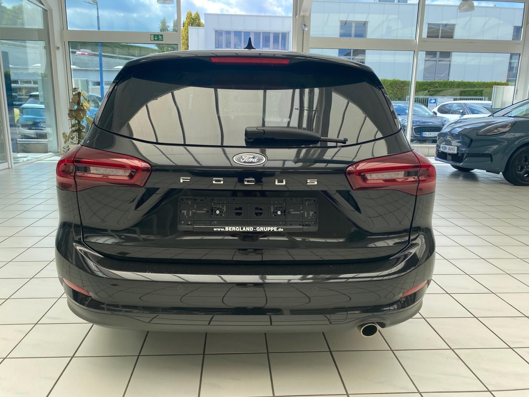 FORD Titanium FORD Titanium