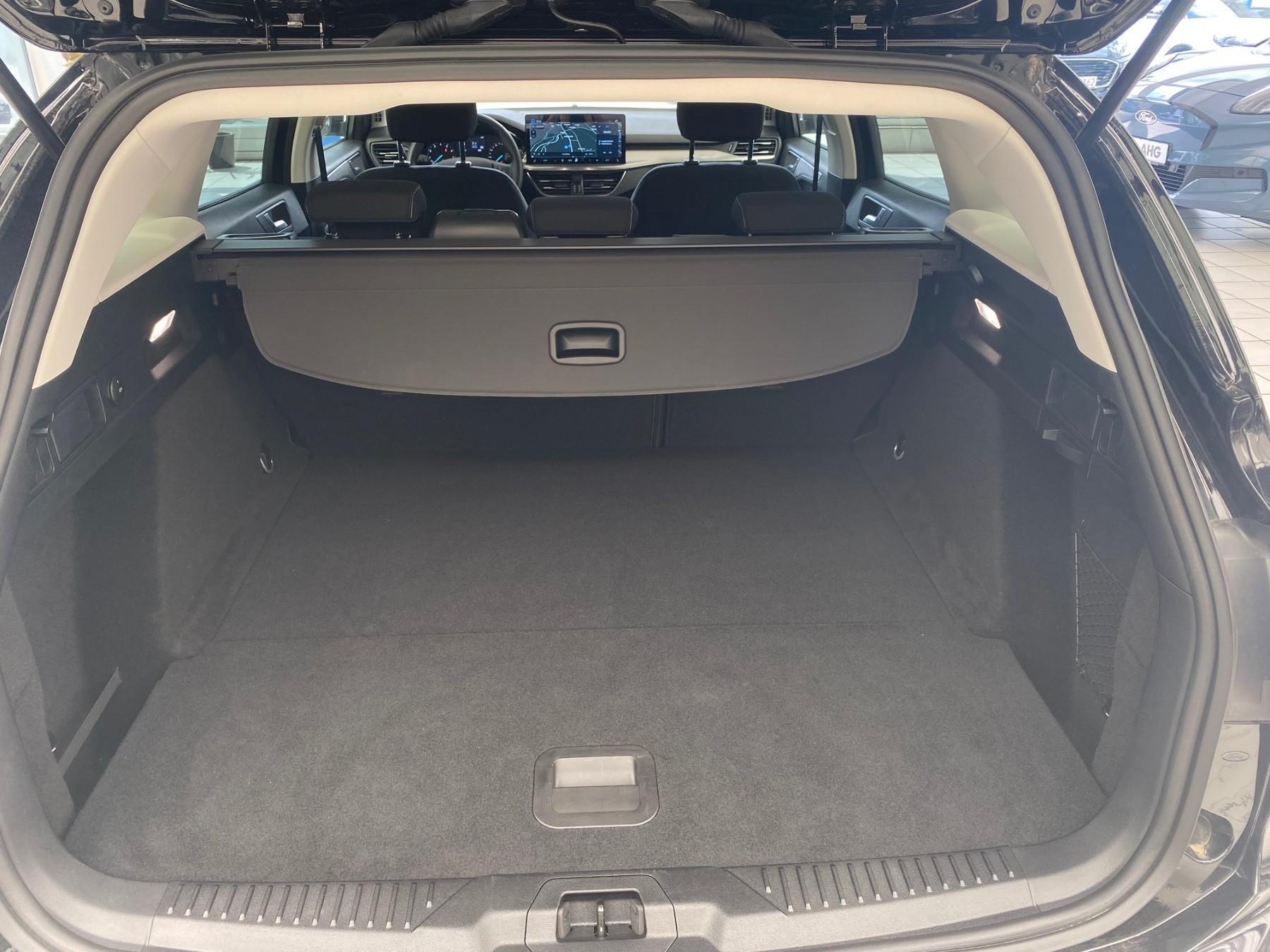 FORD Titanium FORD Titanium