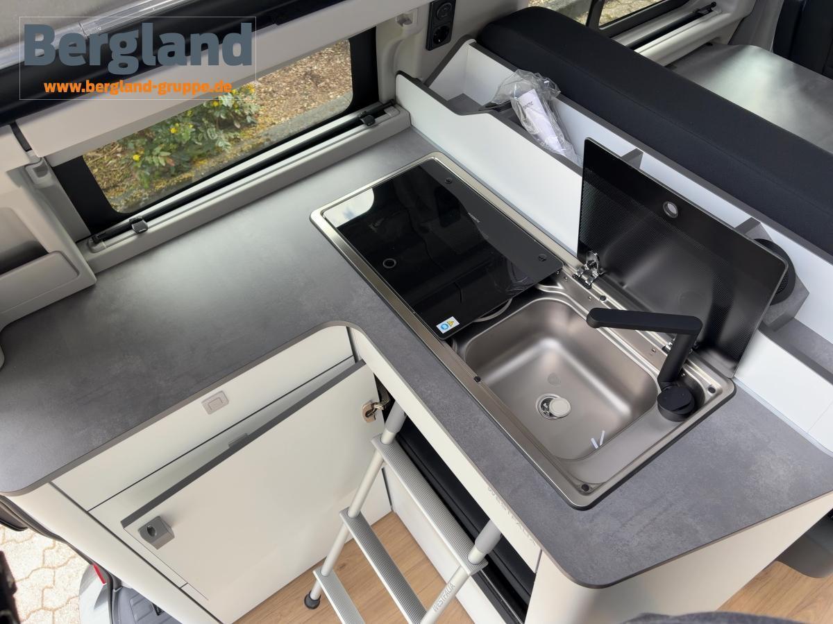 FORD Aufstelldach 320L1 Titanium *Markise *AHK FORD Aufstelldach 320L1 Titanium *Markise *AHK