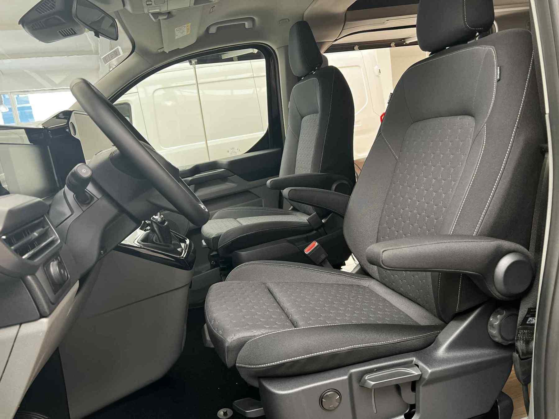 FORD Titanium FORD Titanium