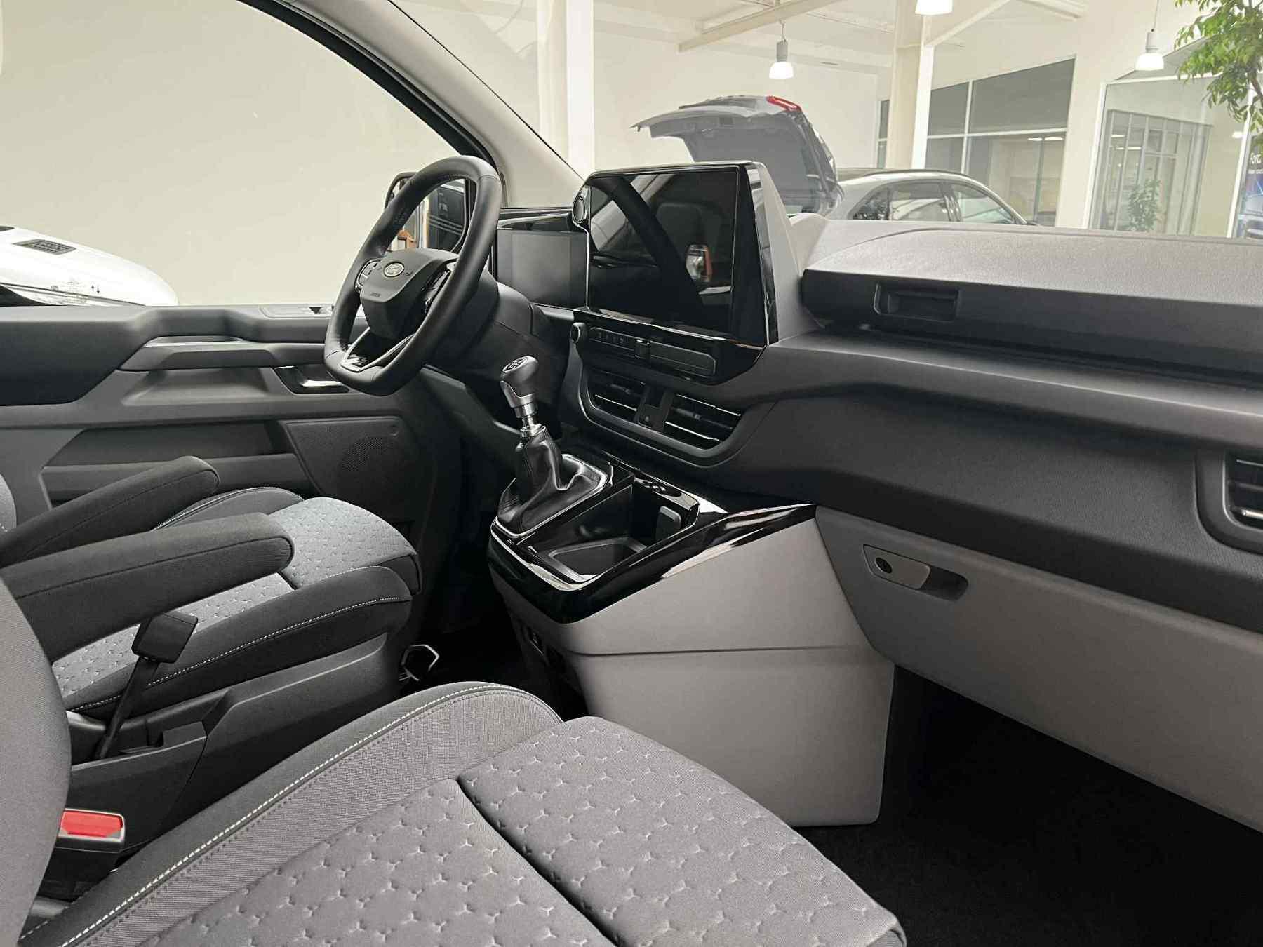 FORD Titanium FORD Titanium