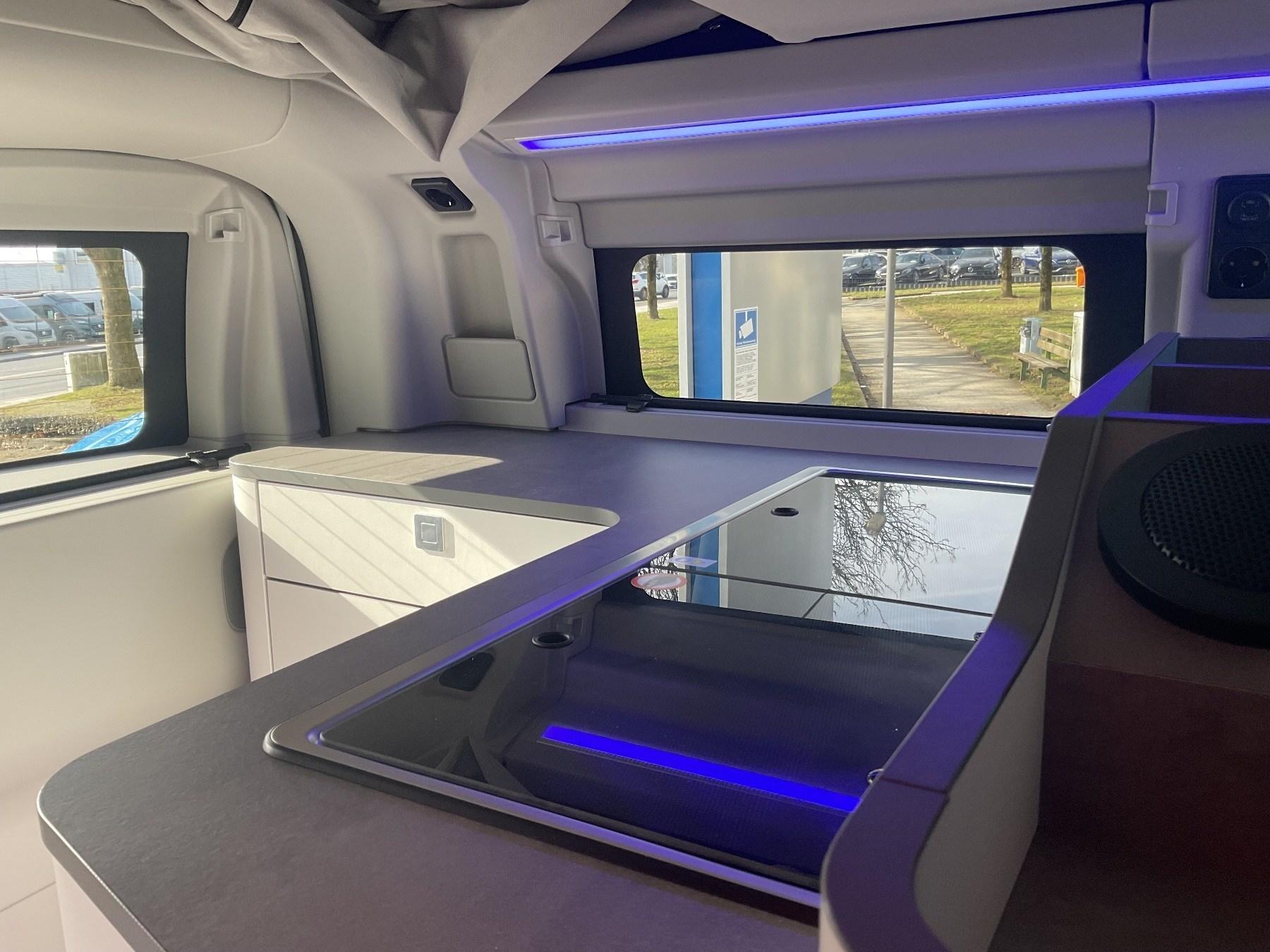 FORD Tourneo Custom Titanium *LED**NAVI*SHZ*Ke FORD Tourneo Custom Titanium *LED**NAVI*SHZ*Ke