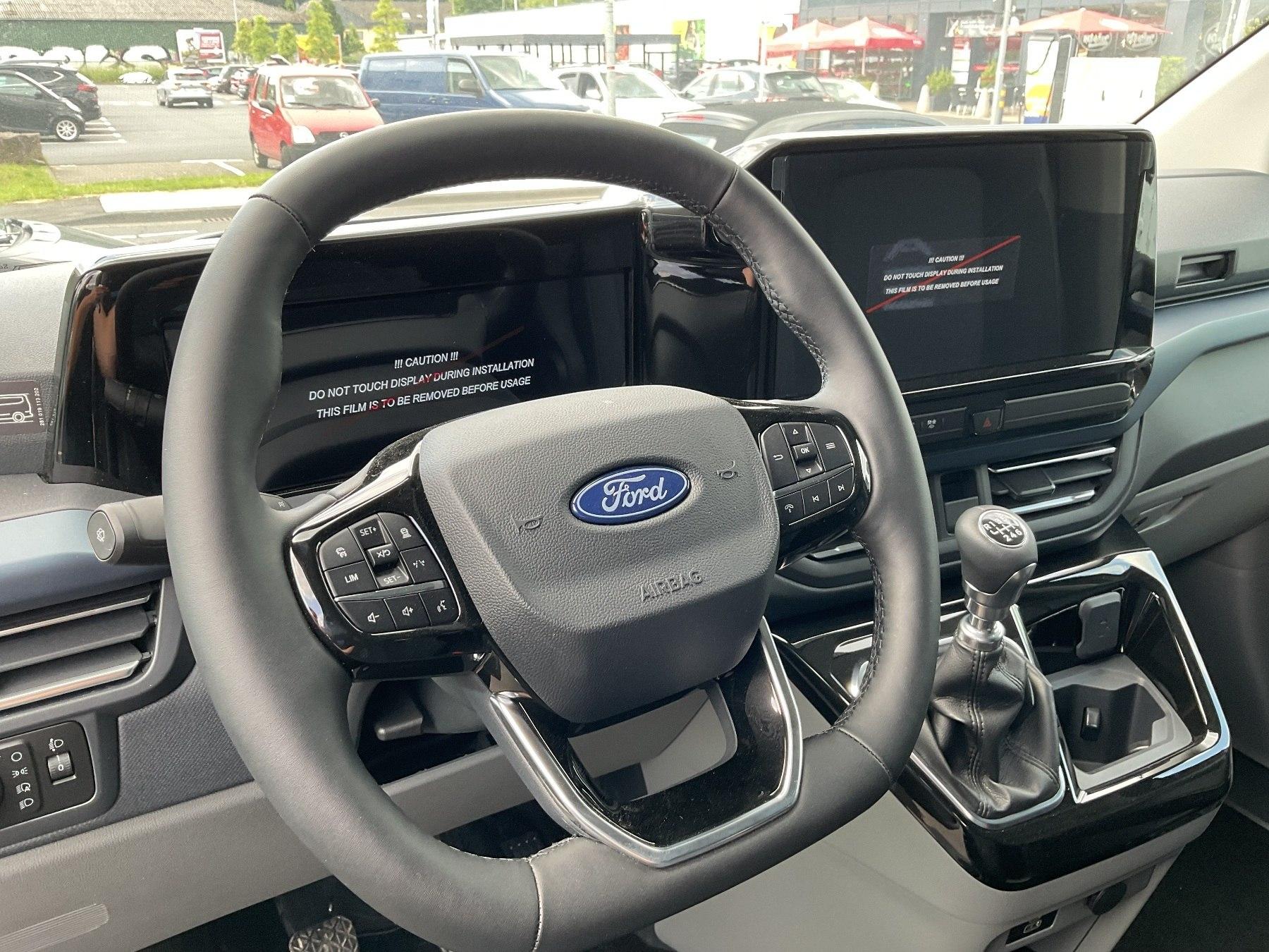 FORD Nugget Active 320L1 *AHK*GJR*SHZ* FORD Nugget Active 320L1 *AHK*GJR*SHZ*