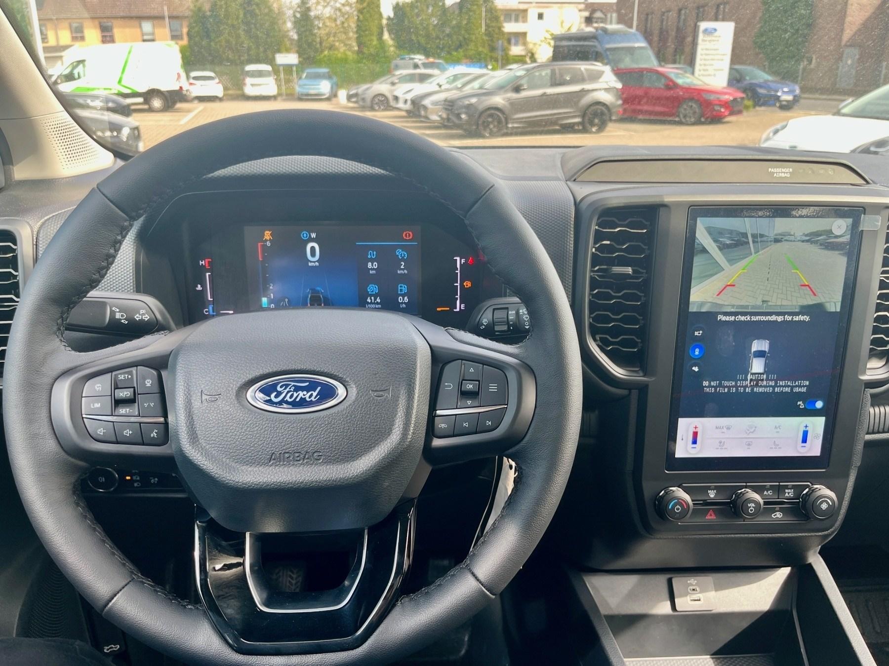 FORD XL DoKa 170PS 4WD *AHK *Winter-Paket FORD XL DoKa 170PS 4WD *AHK *Winter-Paket
