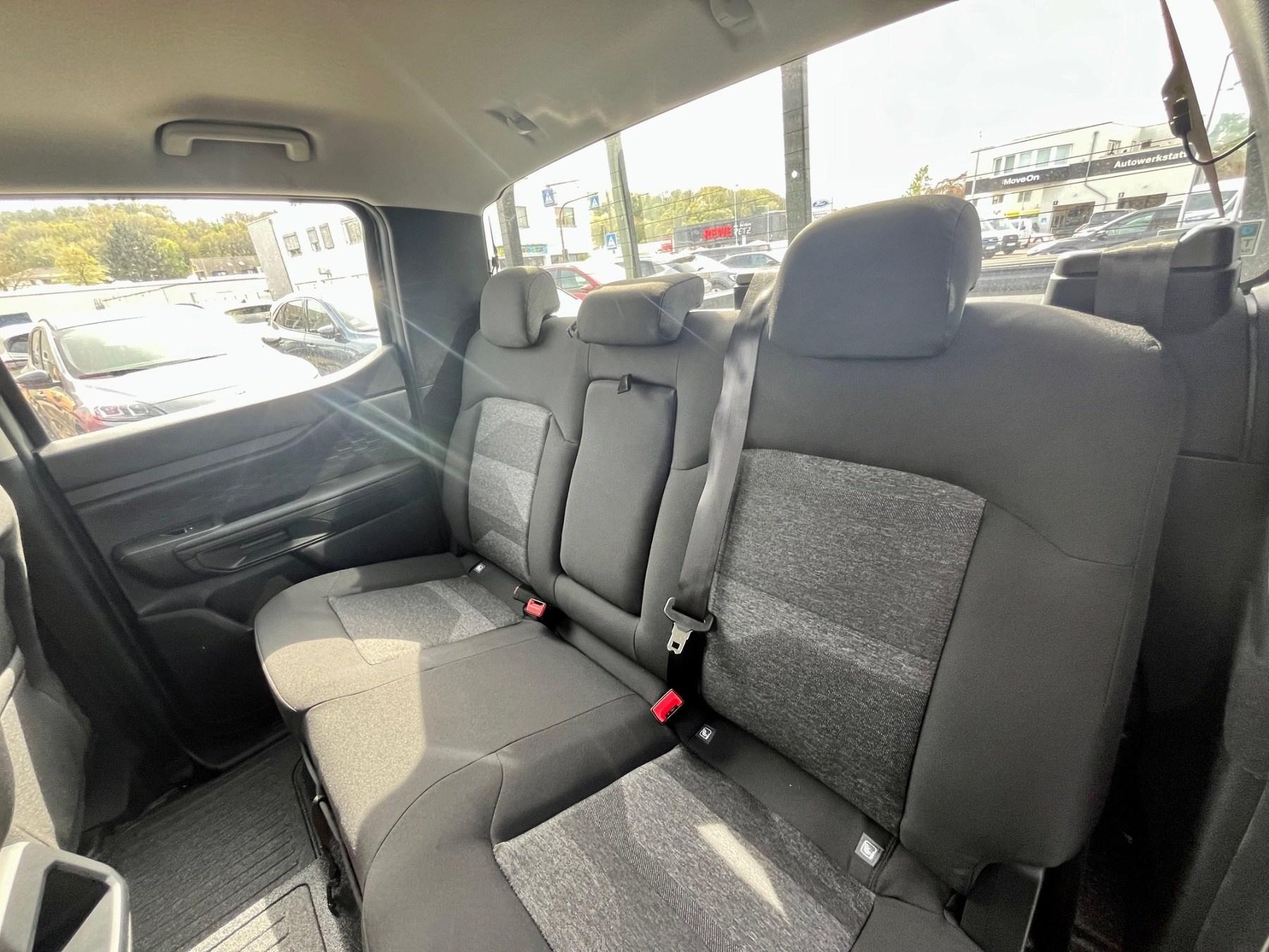 FORD XL DoKa 170PS 4WD *AHK *Winter-Paket FORD XL DoKa 170PS 4WD *AHK *Winter-Paket