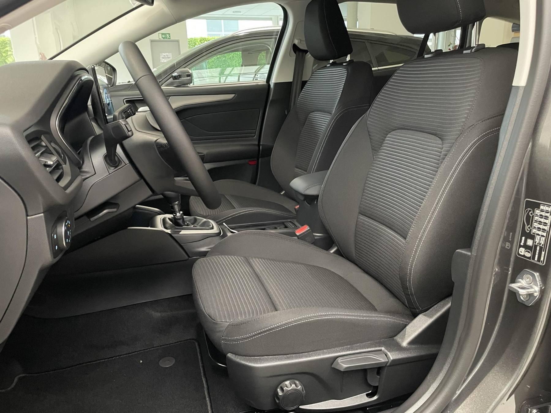 FORD Titanium Turnier FORD Titanium Turnier