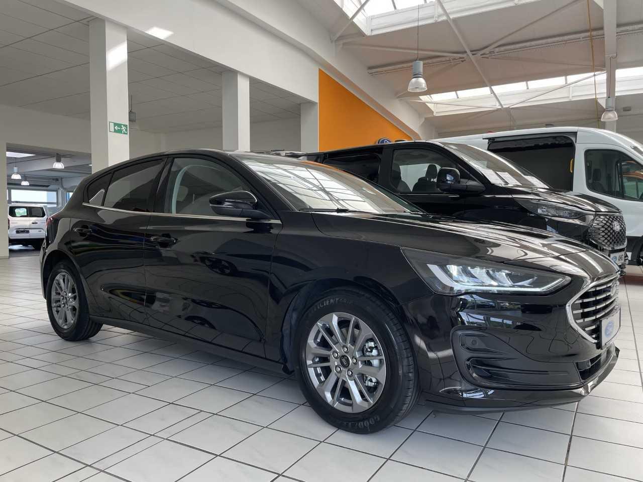 FORD Titanium FORD Titanium