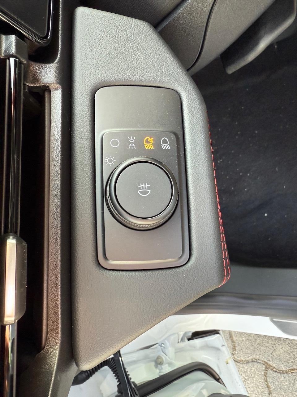 FORD ST-LINE X 1.0T 155PS MHEV Automatik FORD ST-LINE X 1.0T 155PS MHEV Automatik