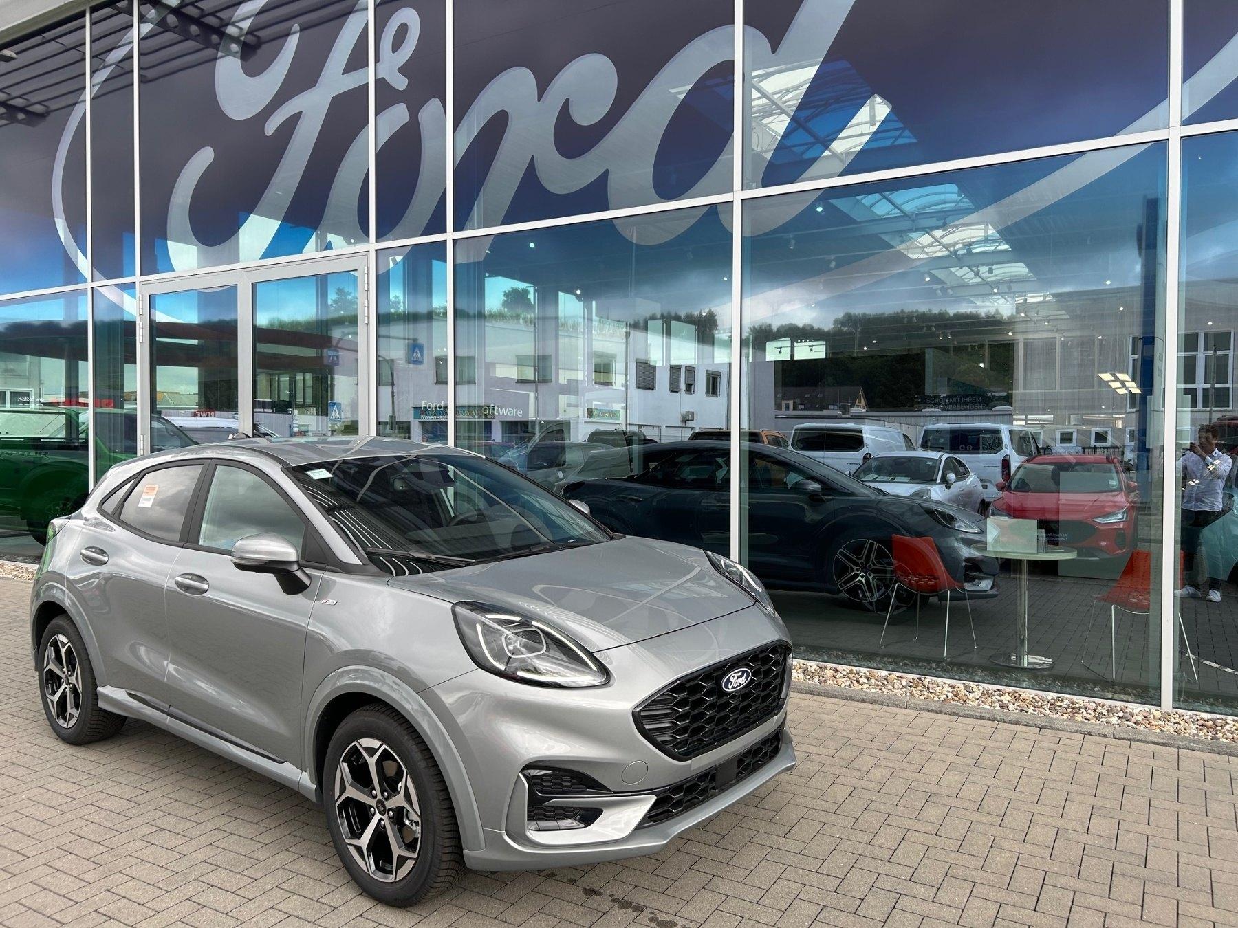 FORD ST-LINE MHEV *AHK *GJR
