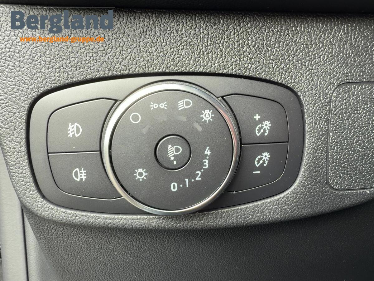 FORD Titanium Edition FORD Titanium Edition