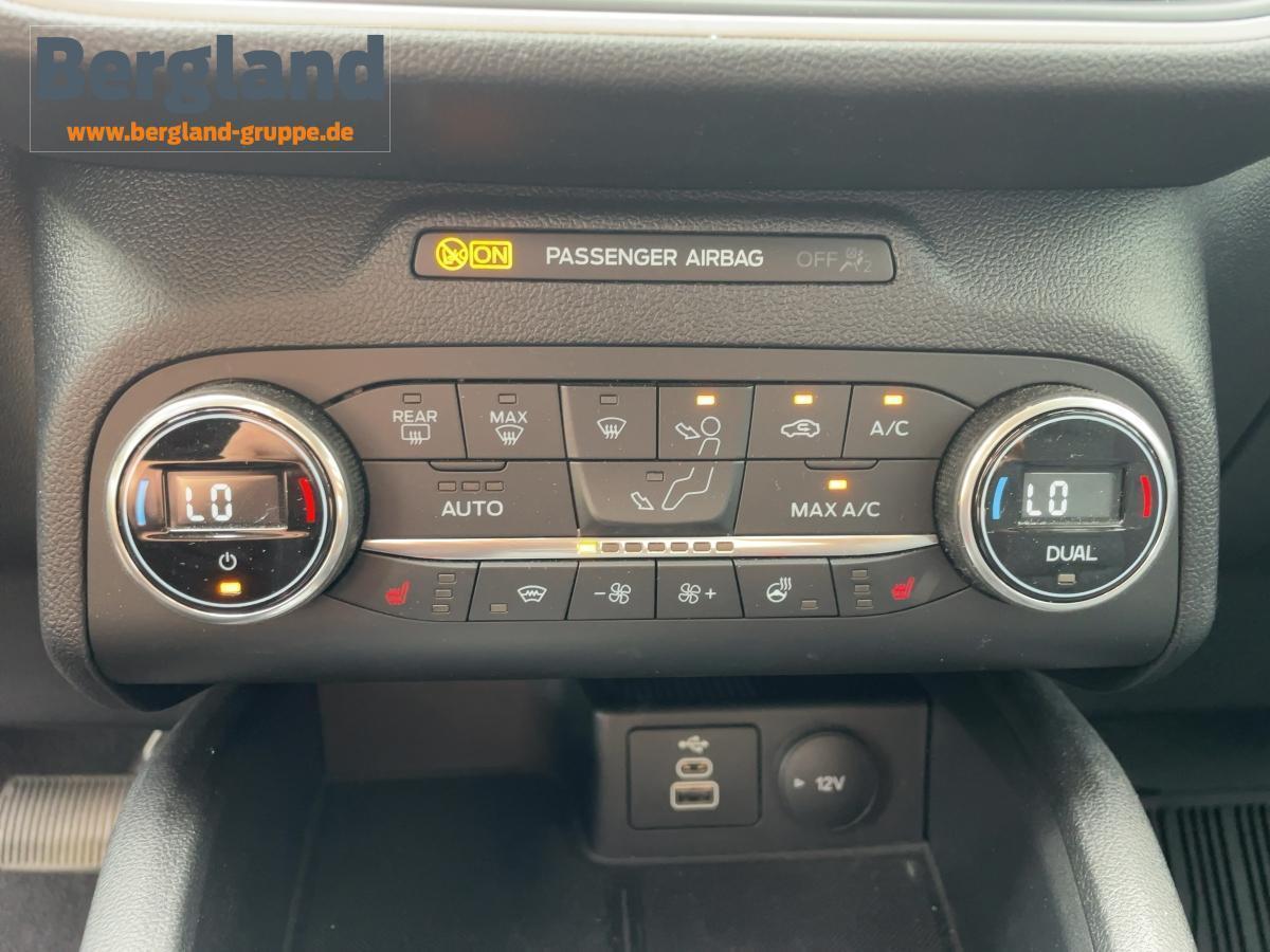 FORD Cool & Connect PHEV 165 kW (225 PS) FORD Cool & Connect PHEV 165 kW (225 PS)