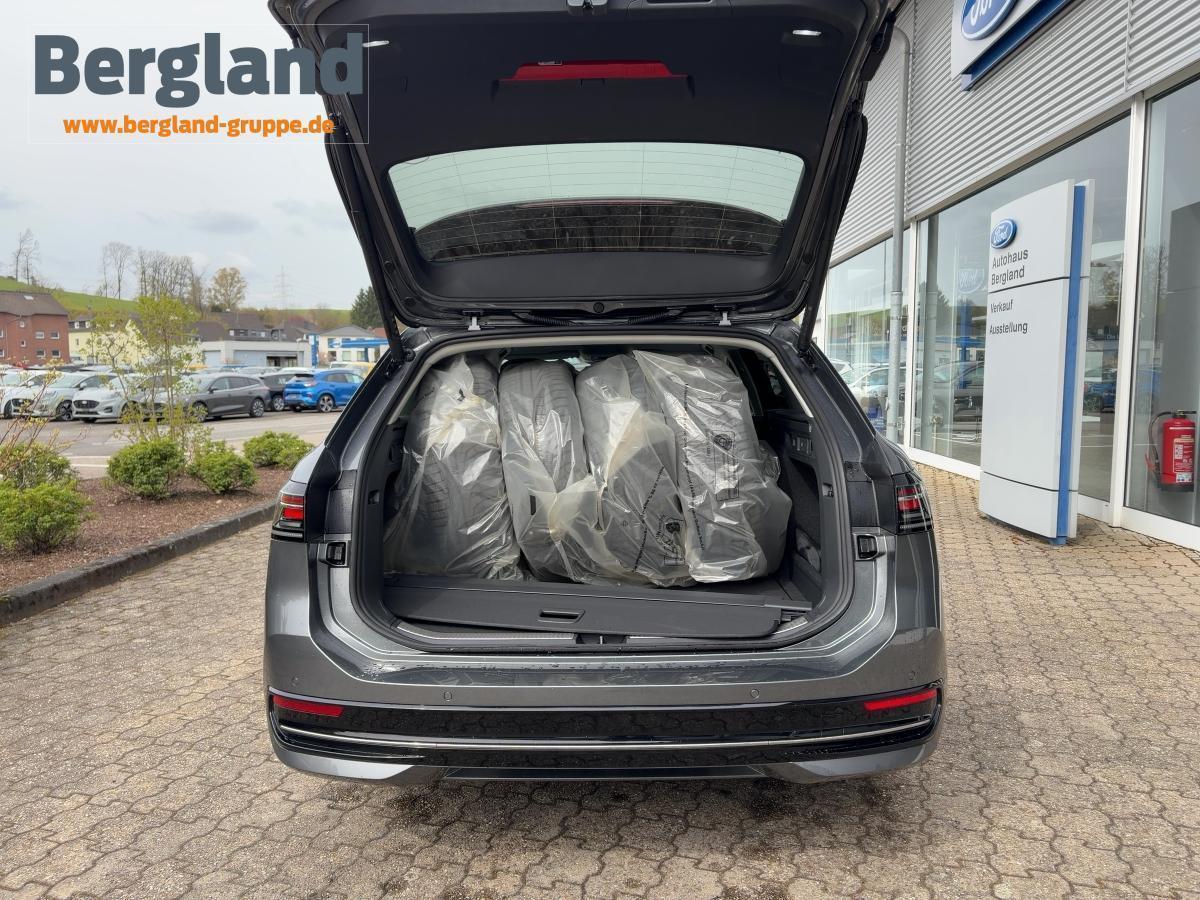 VW Elegance *DSG *AHK *8-fach bereift VW Elegance *DSG *AHK *8-fach bereift
