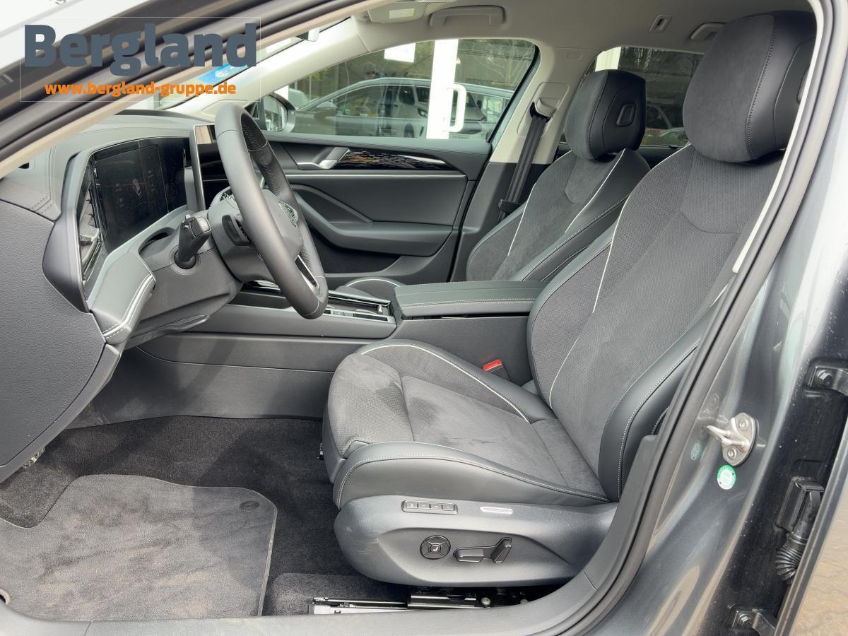 VW Elegance *DSG *AHK *8-fach bereift VW Elegance *DSG *AHK *8-fach bereift