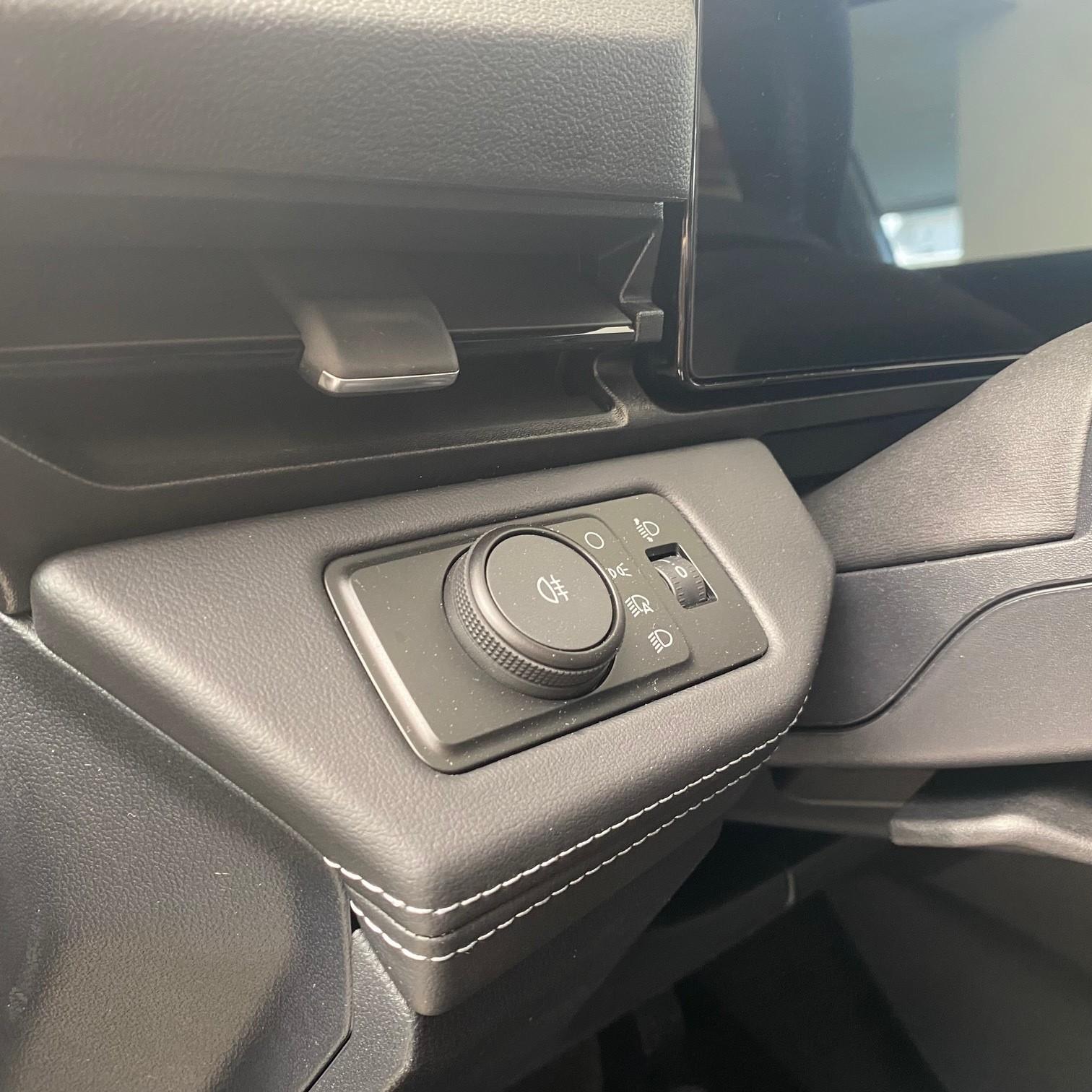 FORD Titanium FORD Titanium