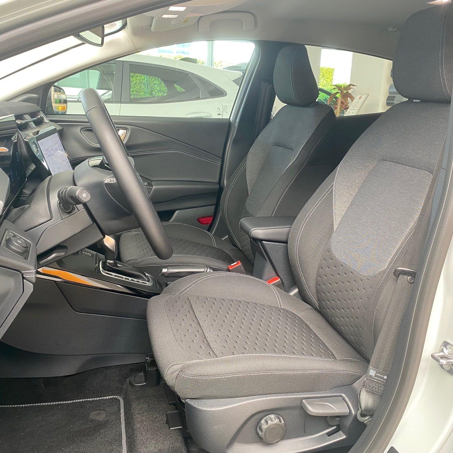 FORD Titanium FORD Titanium