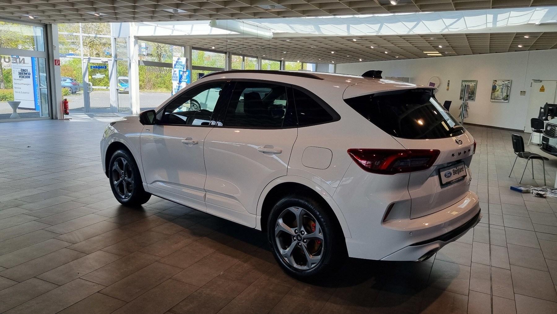FORD ST-LINE X FHEV 4WD FORD ST-LINE X FHEV 4WD