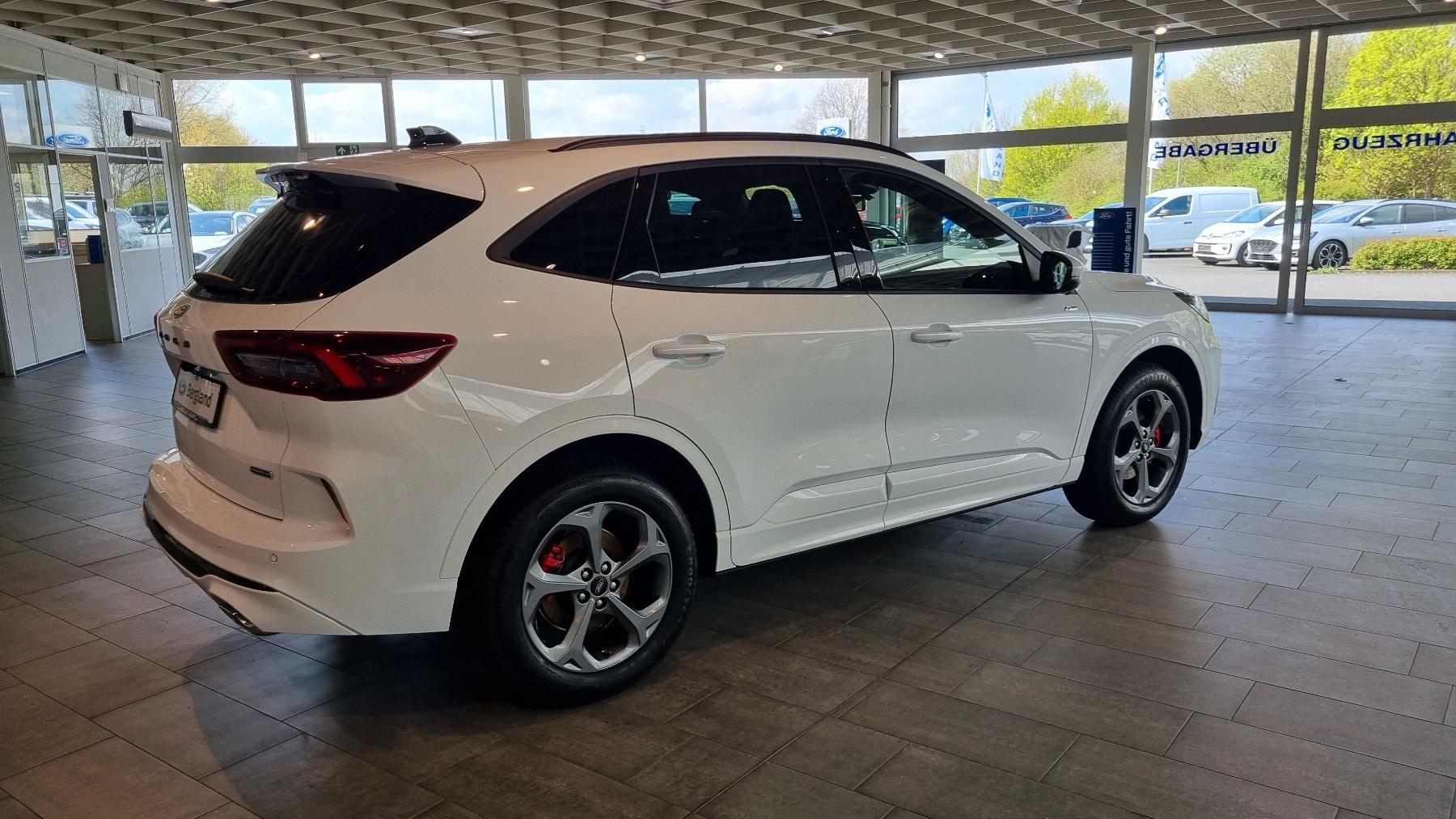 FORD ST-LINE X FHEV 4WD FORD ST-LINE X FHEV 4WD