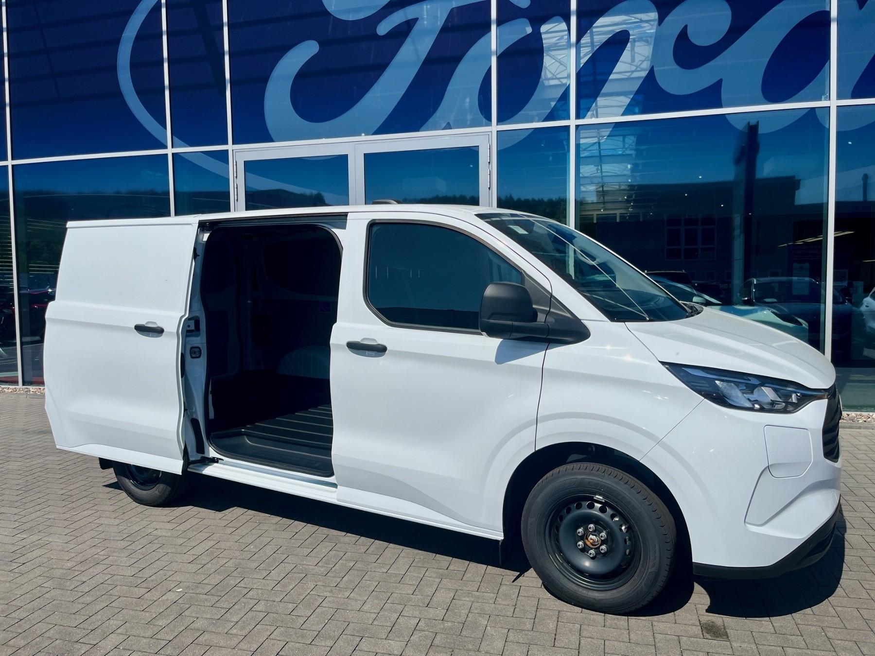 FORD 2.5 PHEV 320 L1 Trend FORD 2.5 PHEV 320 L1 Trend