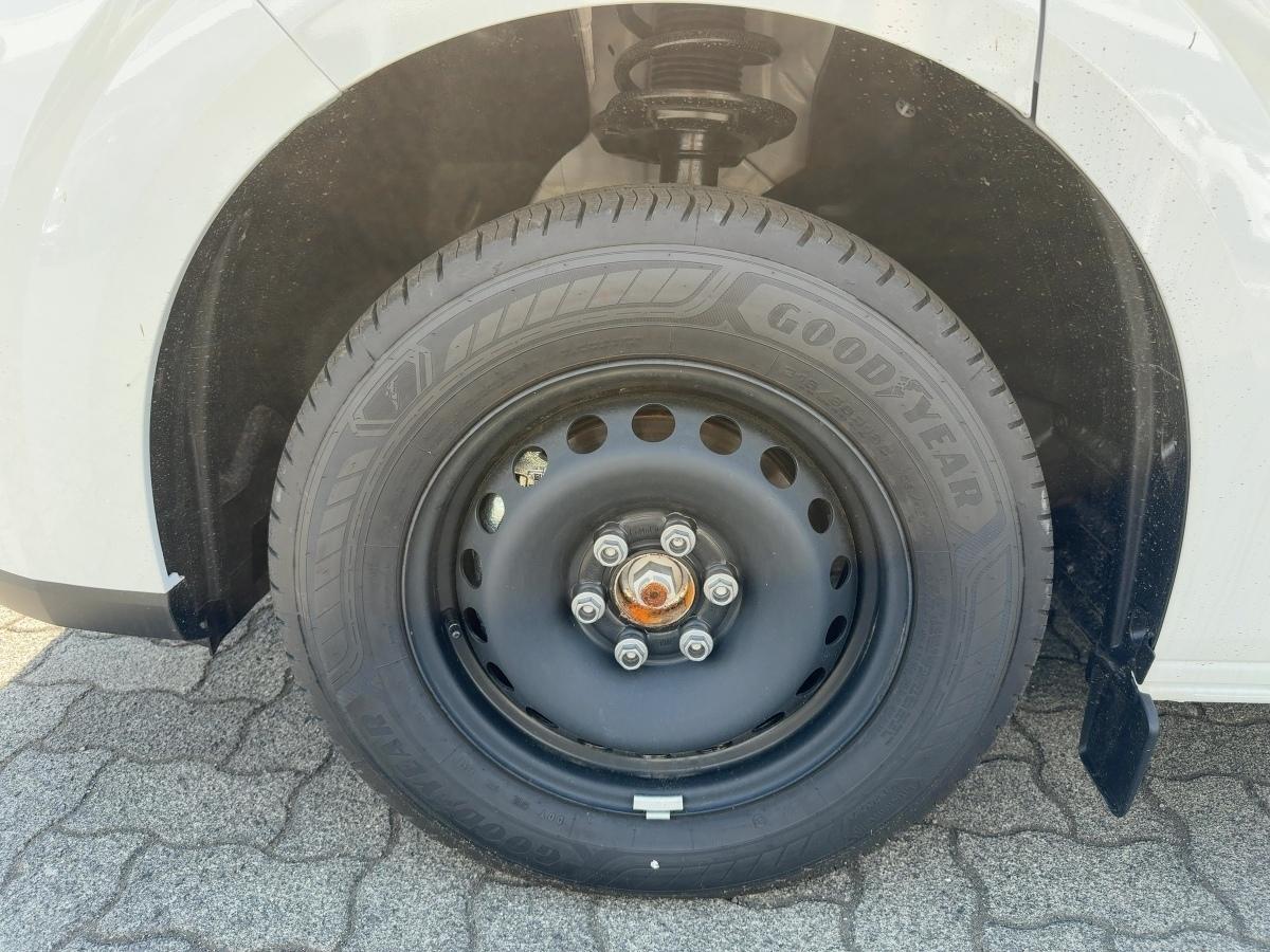 FORD PHEV TREND 320L1 *Laderaumschutz FORD PHEV TREND 320L1 *Laderaumschutz