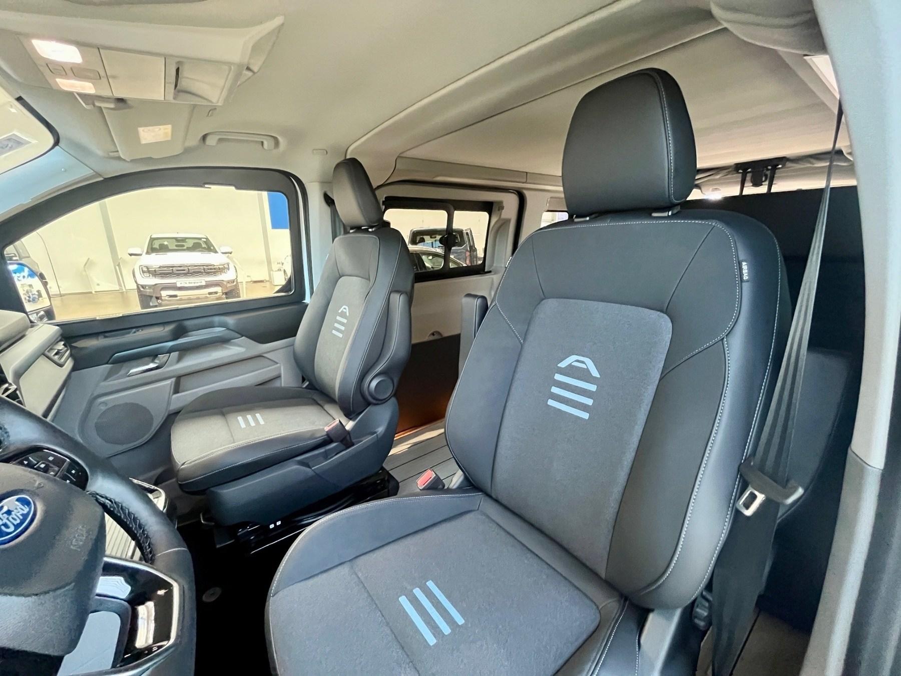 FORD Custom Nugget 2.0 EcoBlue 320 L2 Nugget FORD Custom Nugget 2.0 EcoBlue 320 L2 Nugget