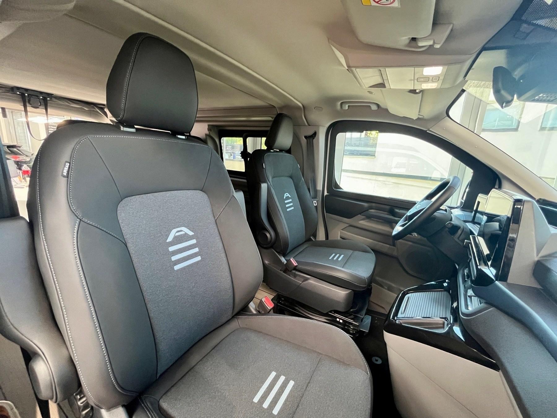 FORD Custom Nugget 2.0 EcoBlue 320 L2 Nugget FORD Custom Nugget 2.0 EcoBlue 320 L2 Nugget