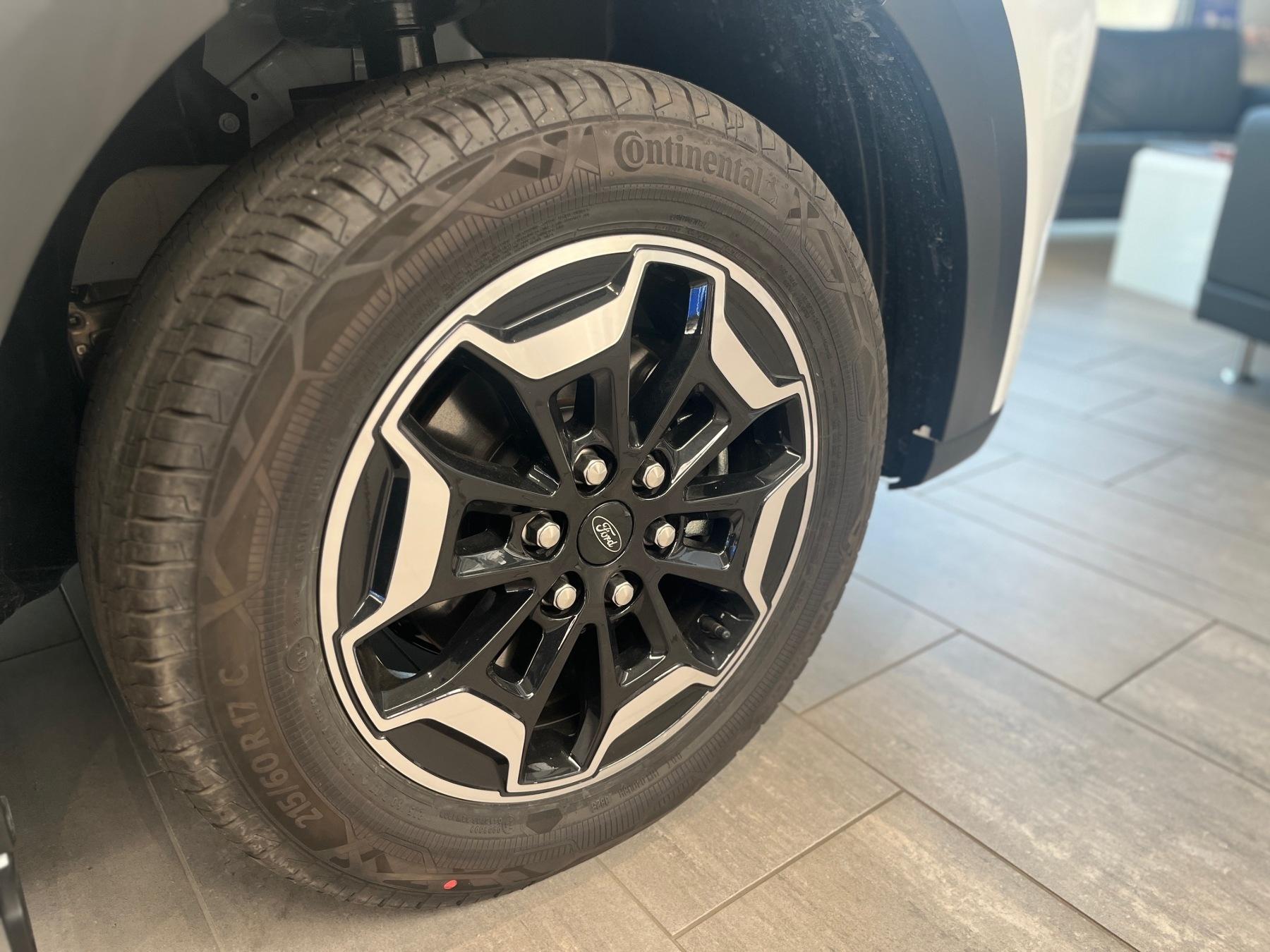 FORD Custom Nugget 2.0 EcoBlue 320 L2 Nugget FORD Custom Nugget 2.0 EcoBlue 320 L2 Nugget