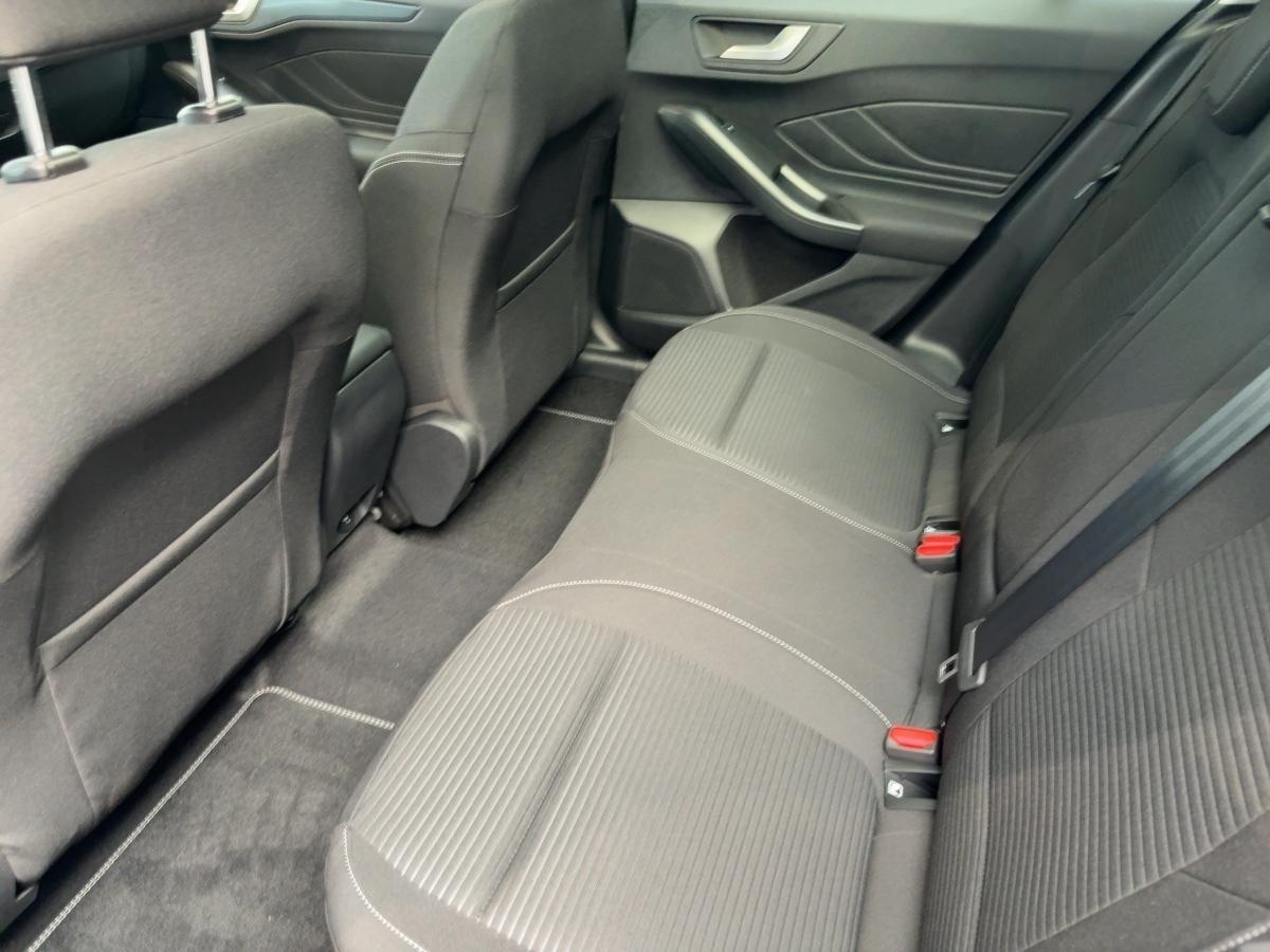 FORD Turnier Active X Hybrid 7-Gang FORD Turnier Active X Hybrid 7-Gang