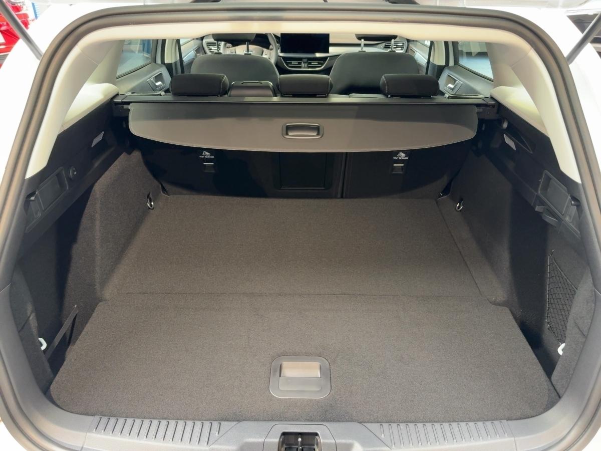 FORD Turnier Active X Hybrid 7-Gang FORD Turnier Active X Hybrid 7-Gang