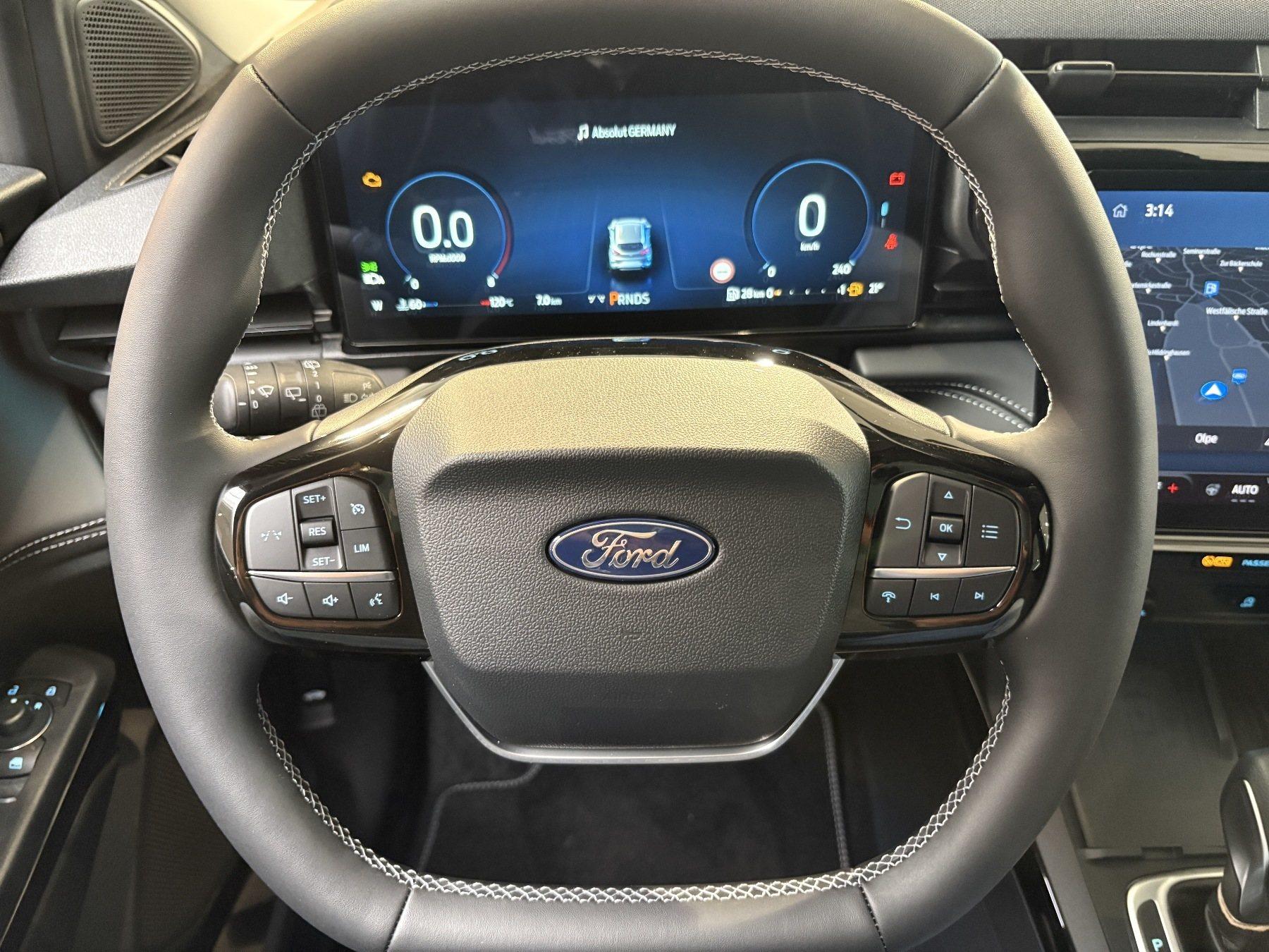 FORD Titanium 7-Gang-PowerShift FORD Titanium 7-Gang-PowerShift