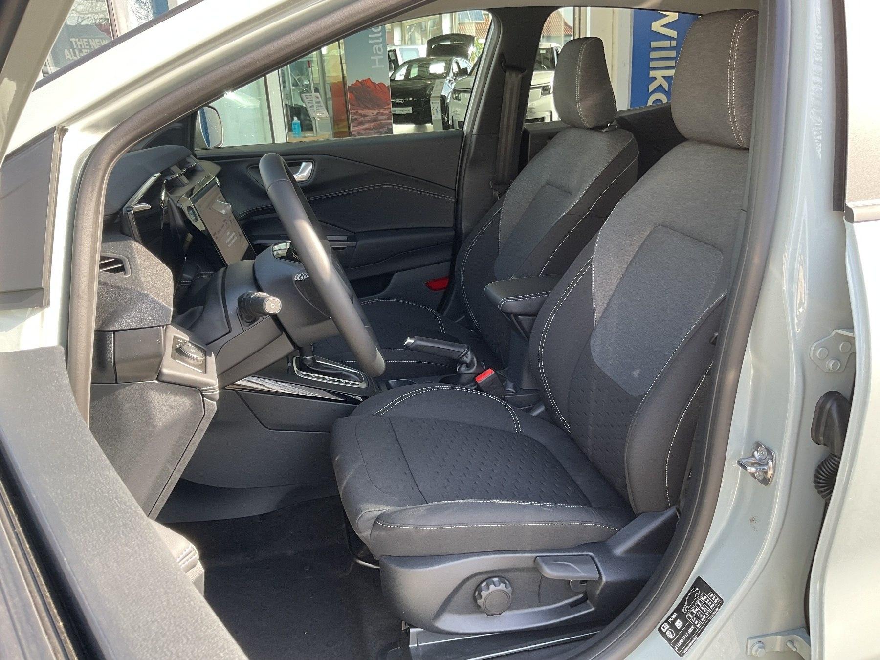 FORD Titanium MHEV *LED*AHK*el. Klappe FORD Titanium MHEV *LED*AHK*el. Klappe