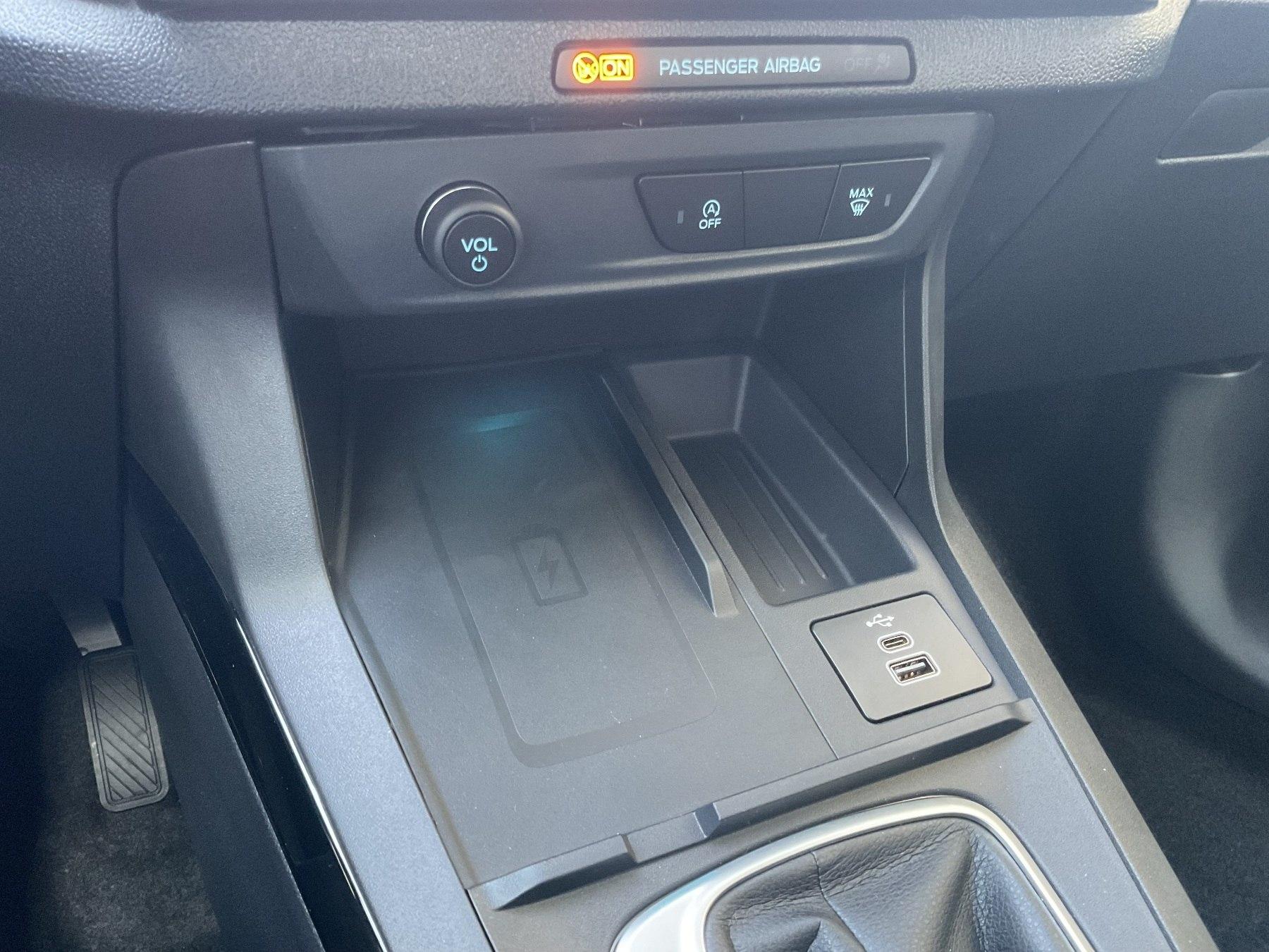 FORD Titanium MHEV *LED*AHK*el. Klappe FORD Titanium MHEV *LED*AHK*el. Klappe