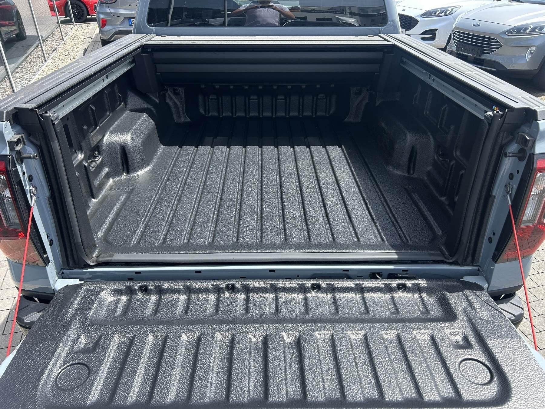FORD 3.0 Ecoblue Limited 4x4 Doppelkabine B&O FORD 3.0 Ecoblue Limited 4x4 Doppelkabine B&O