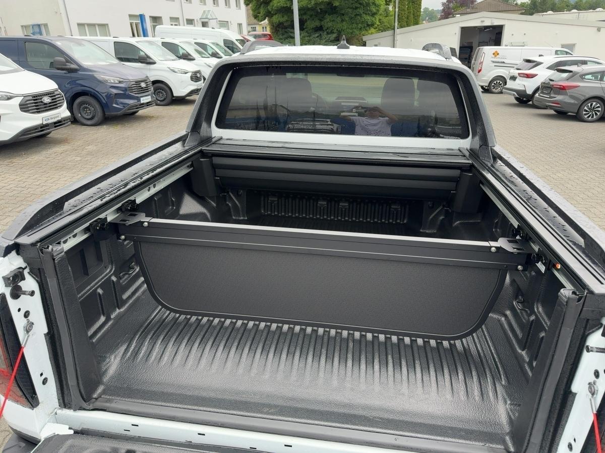 FORD 2.3 EcoBoost Plug-In-Hybrid Wildtrak e-4WD FORD 2.3 EcoBoost Plug-In-Hybrid Wildtrak e-4WD