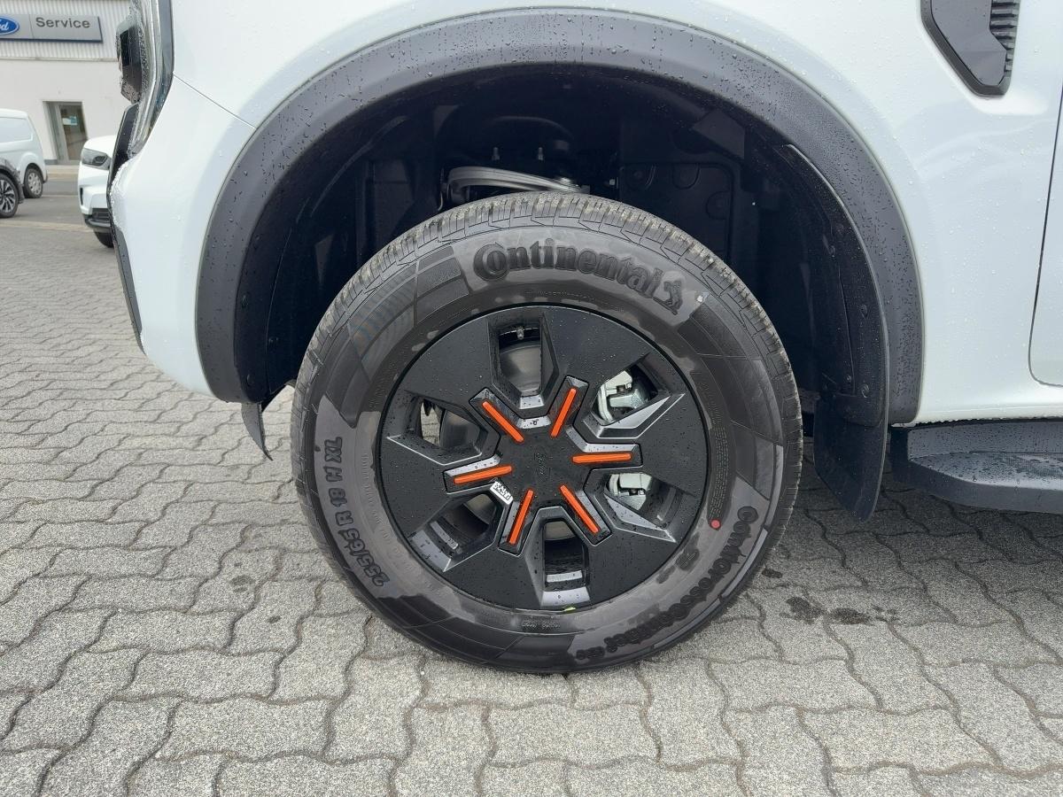 FORD 2.3 EcoBoost Plug-In-Hybrid Wildtrak e-4WD FORD 2.3 EcoBoost Plug-In-Hybrid Wildtrak e-4WD
