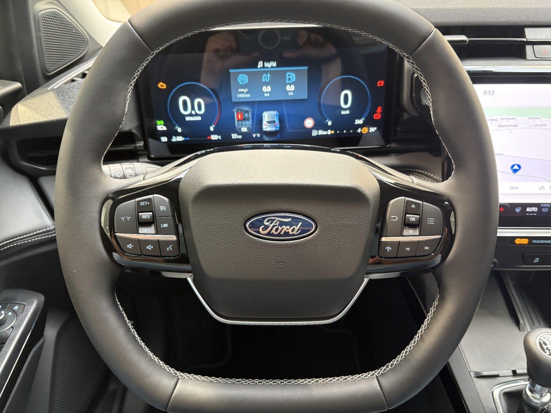 FORD Titanium Hybrid 6-Gang FORD Titanium Hybrid 6-Gang
