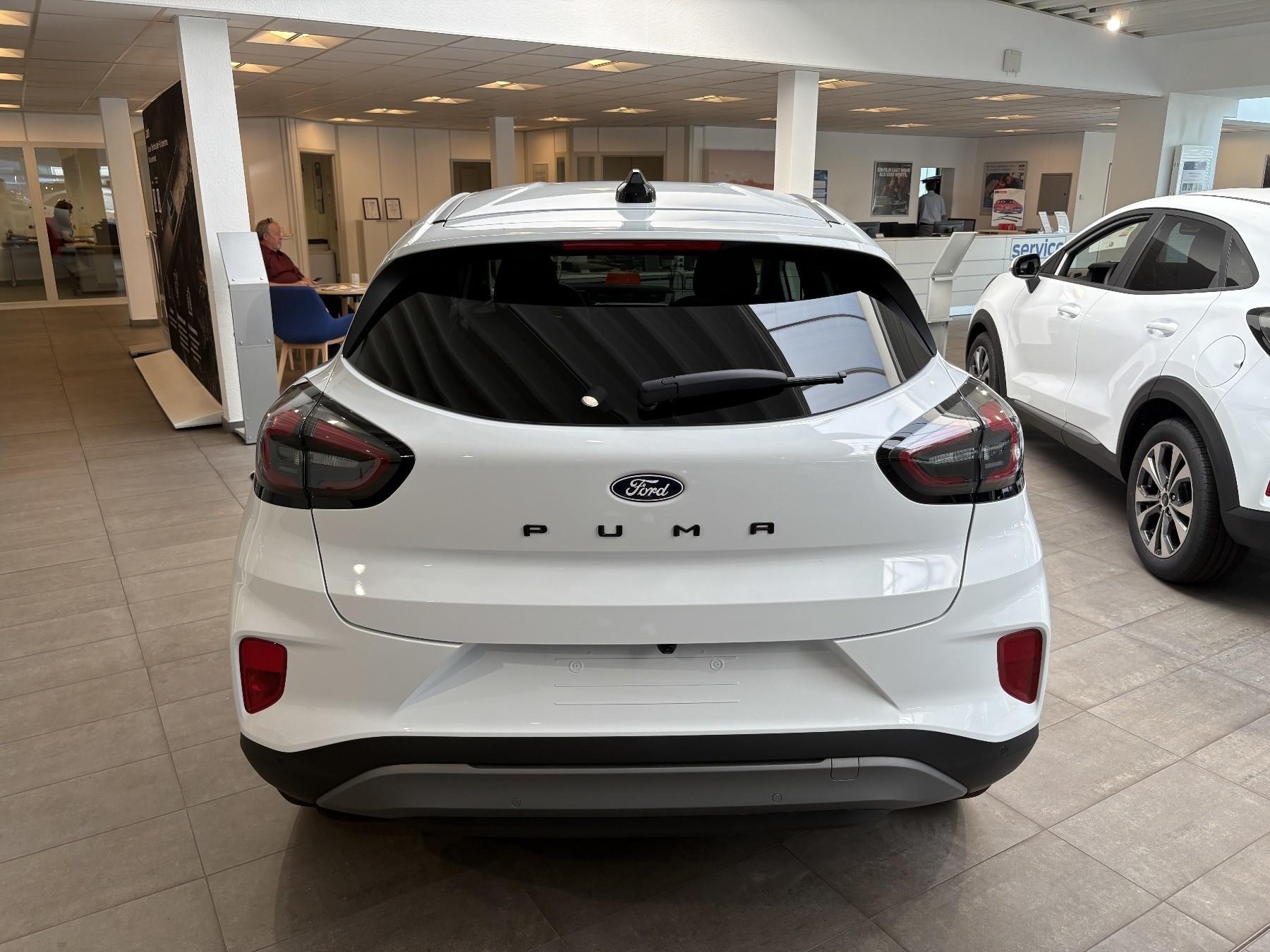 FORD Titanium Hybrid 6-Gang FORD Titanium Hybrid 6-Gang