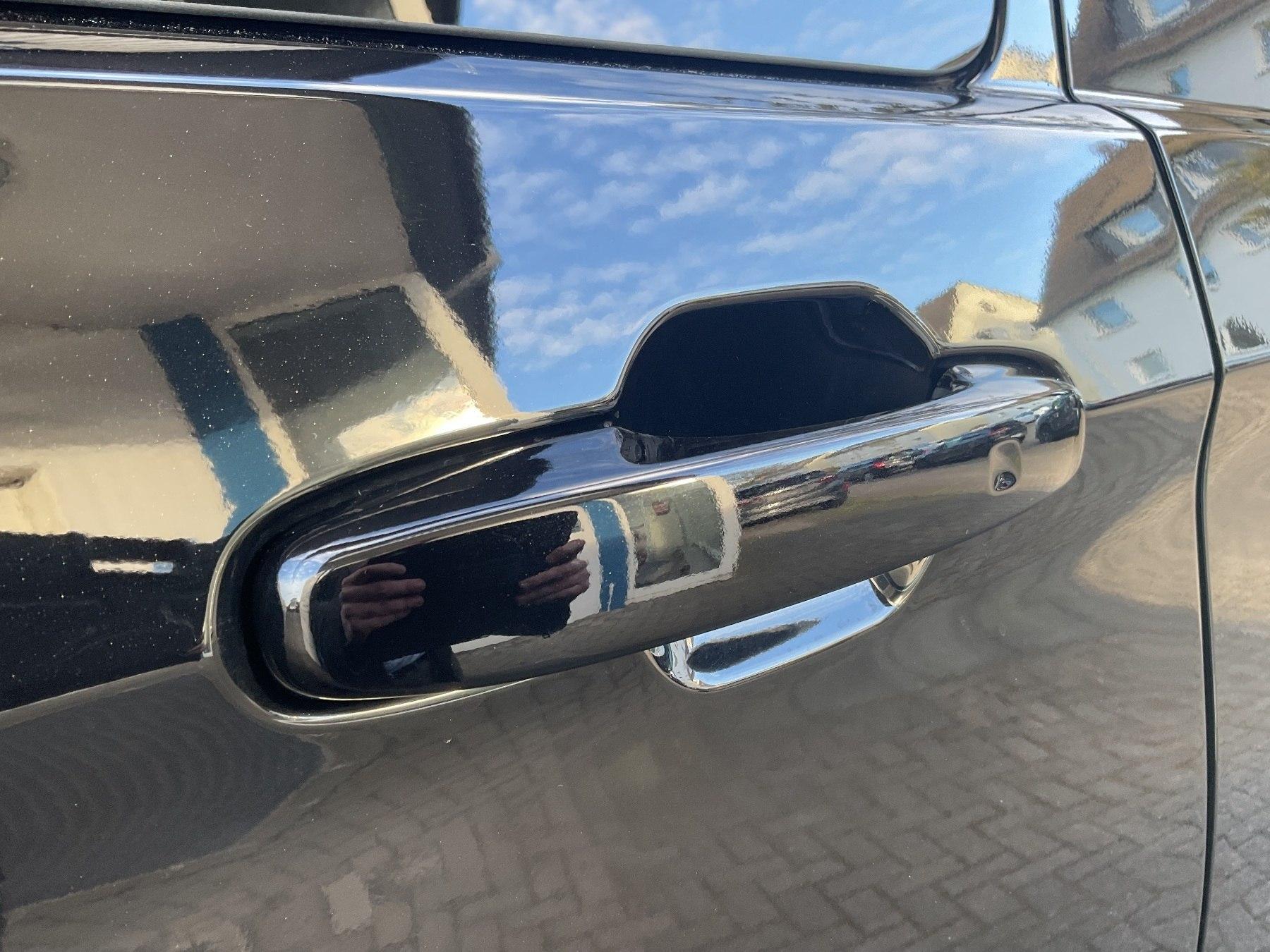 FORD 320 L1 Titanium 170PS *LED*RFK* FORD 320 L1 Titanium 170PS *LED*RFK*