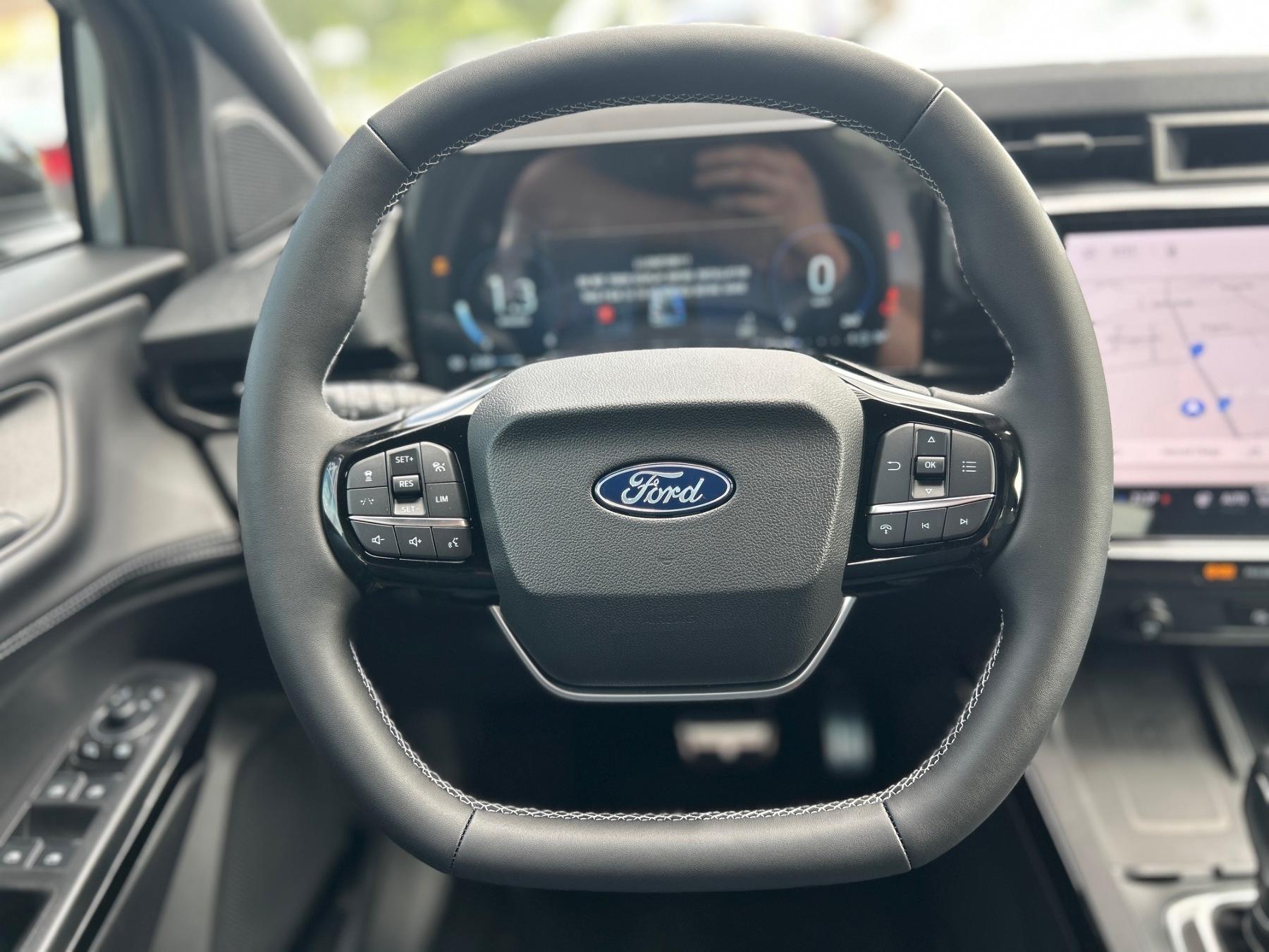 FORD Sound Edition 155 PS AUTOMATIK B&O Winter+ FORD Sound Edition 155 PS AUTOMATIK B&O Winter+