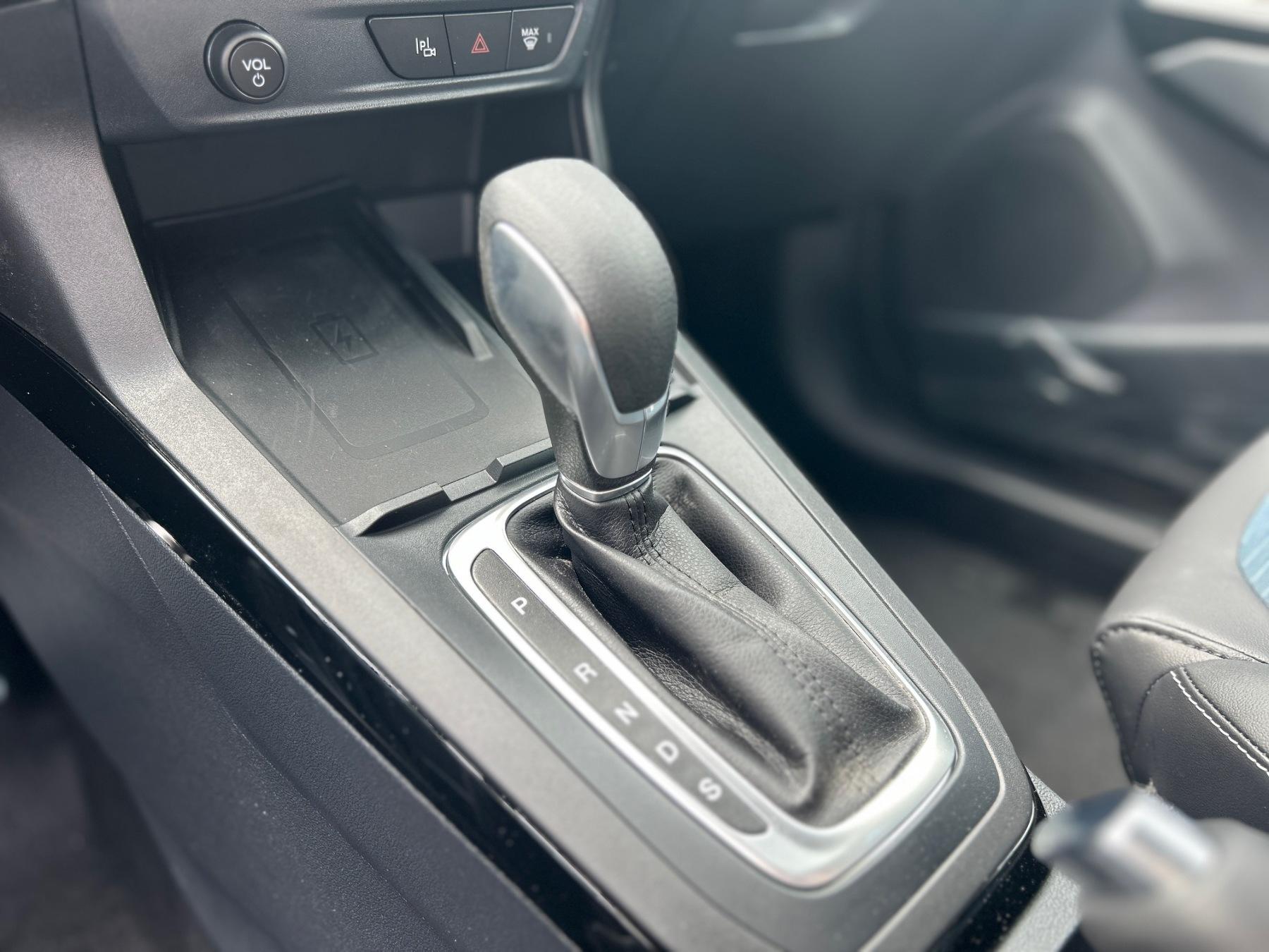 FORD Sound Edition 155 PS AUTOMATIK B&O Winter+ FORD Sound Edition 155 PS AUTOMATIK B&O Winter+