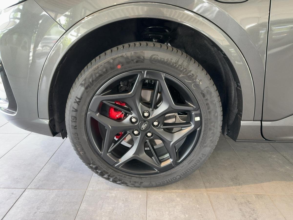 FORD BLUECRUISE Edit. 243 PS PHEV FWD VCT FORD BLUECRUISE Edit. 243 PS PHEV FWD VCT