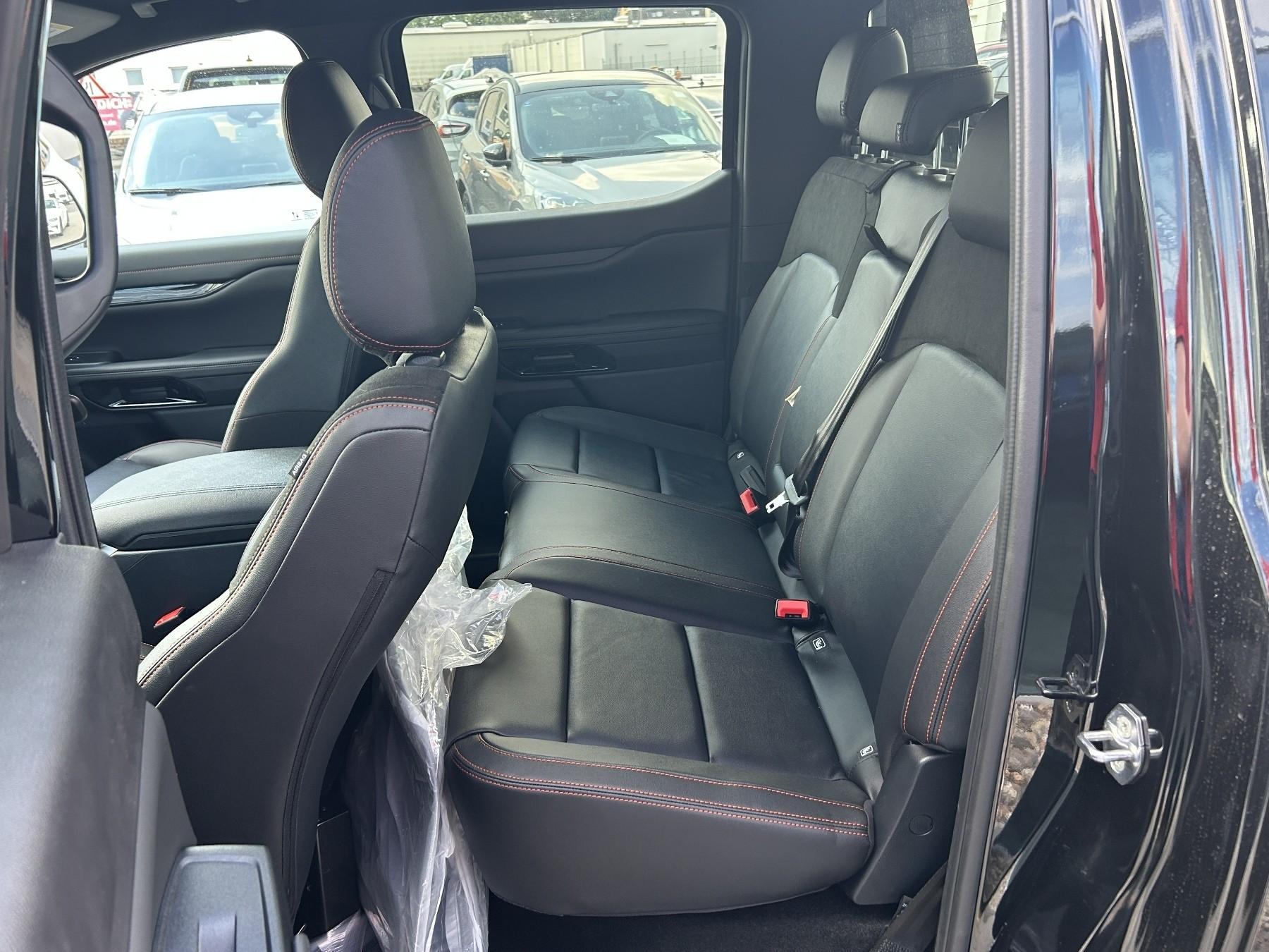 FORD WILDTRAK 281 PS PHEV e-4WD FORD WILDTRAK 281 PS PHEV e-4WD