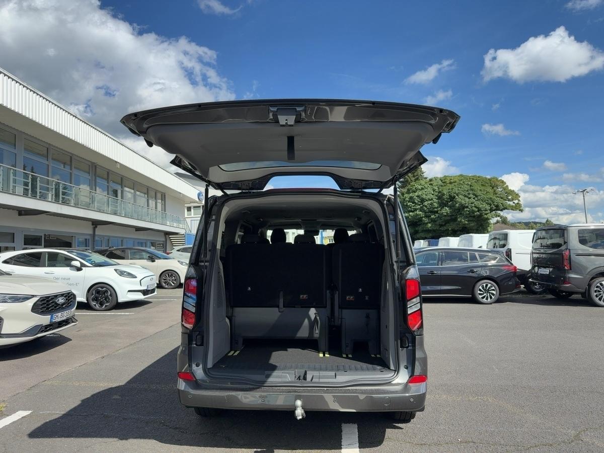 FORD BUS 320S TITANIUM 136PS FWD FORD BUS 320S TITANIUM 136PS FWD