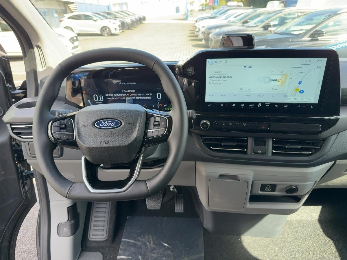 FORD BUS 320S TITANIUM 136PS FWD FORD BUS 320S TITANIUM 136PS FWD