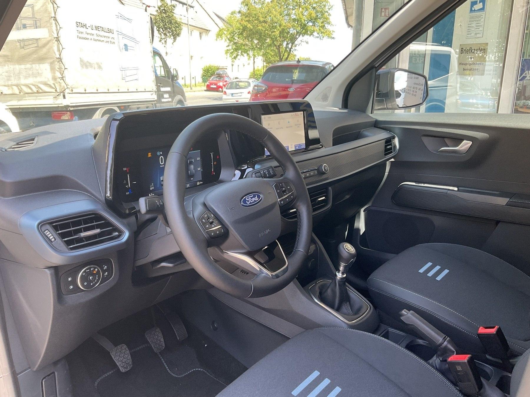 FORD Active *iACC*SHZ*NAVI*Ke*BLIS*LM*RLS* FORD Active *iACC*SHZ*NAVI*Ke*BLIS*LM*RLS*