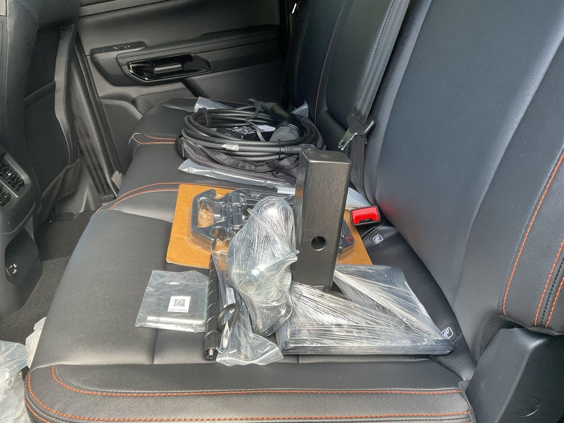 FORD Wildtrak PHEV Doppelkabine e-4WD 281PS FORD Wildtrak PHEV Doppelkabine e-4WD 281PS